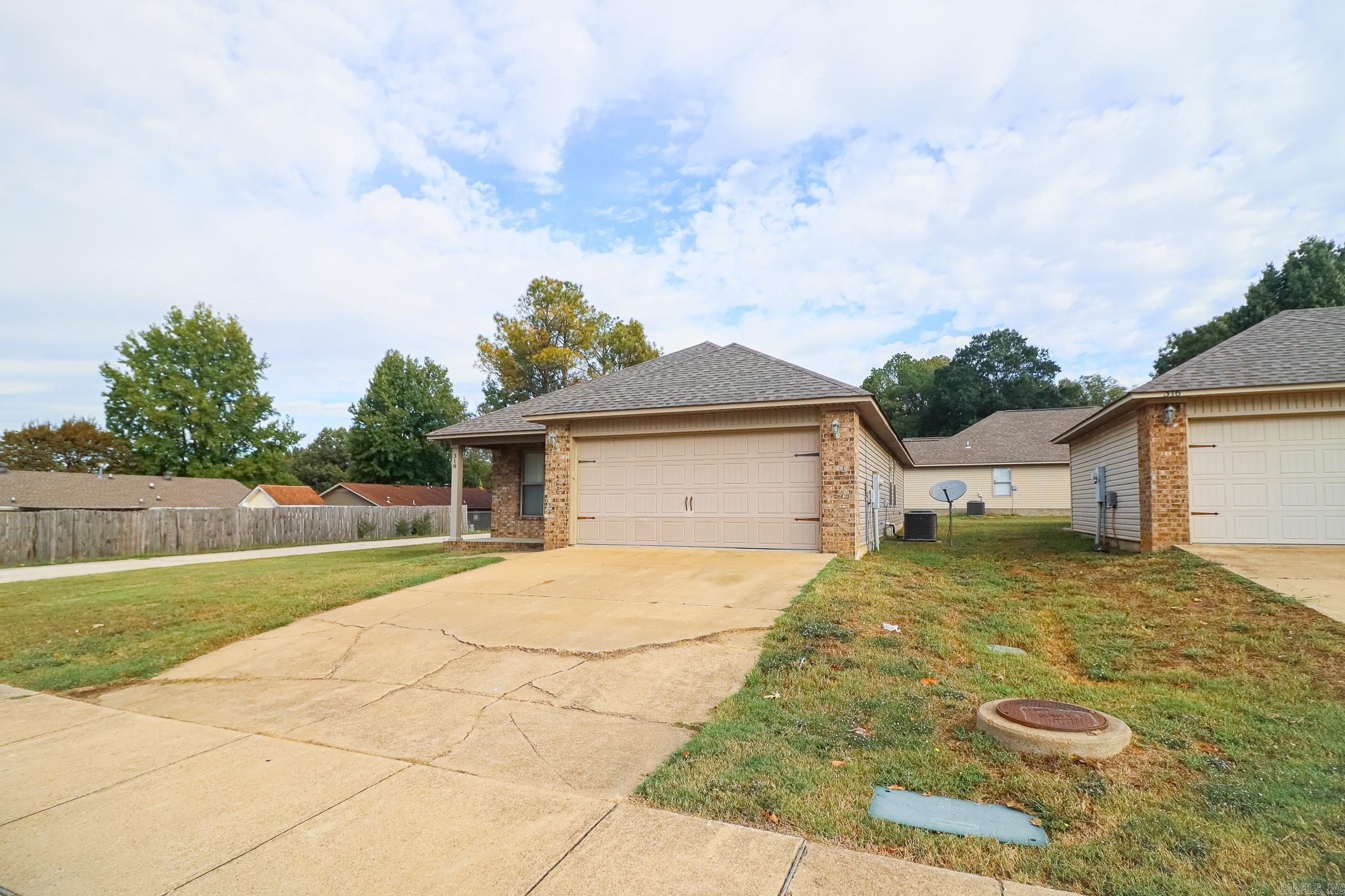 318 W School  Brookland, AR