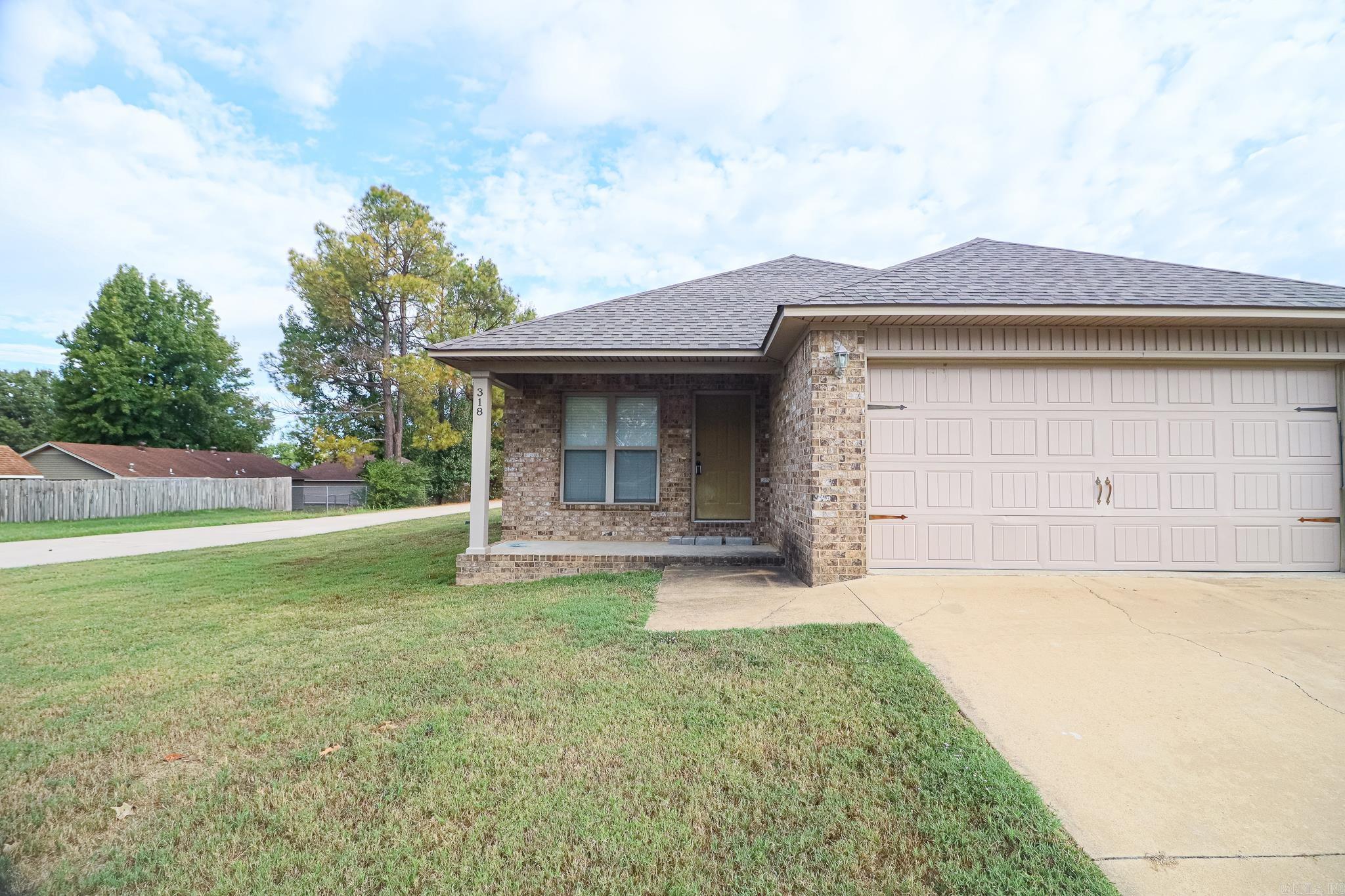 318 W School  Brookland, AR