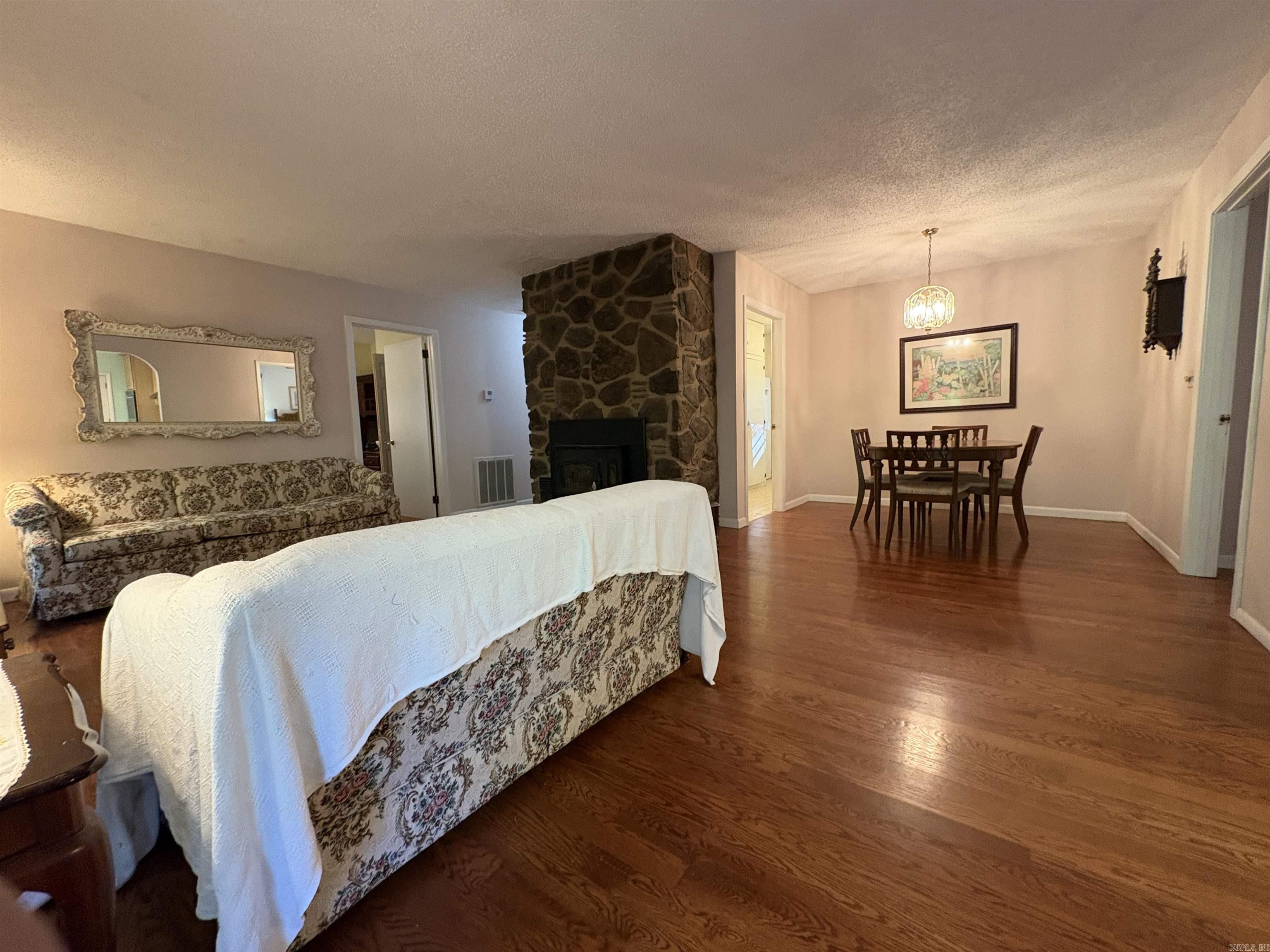 6591 Hwy 125 N  Yellville, AR