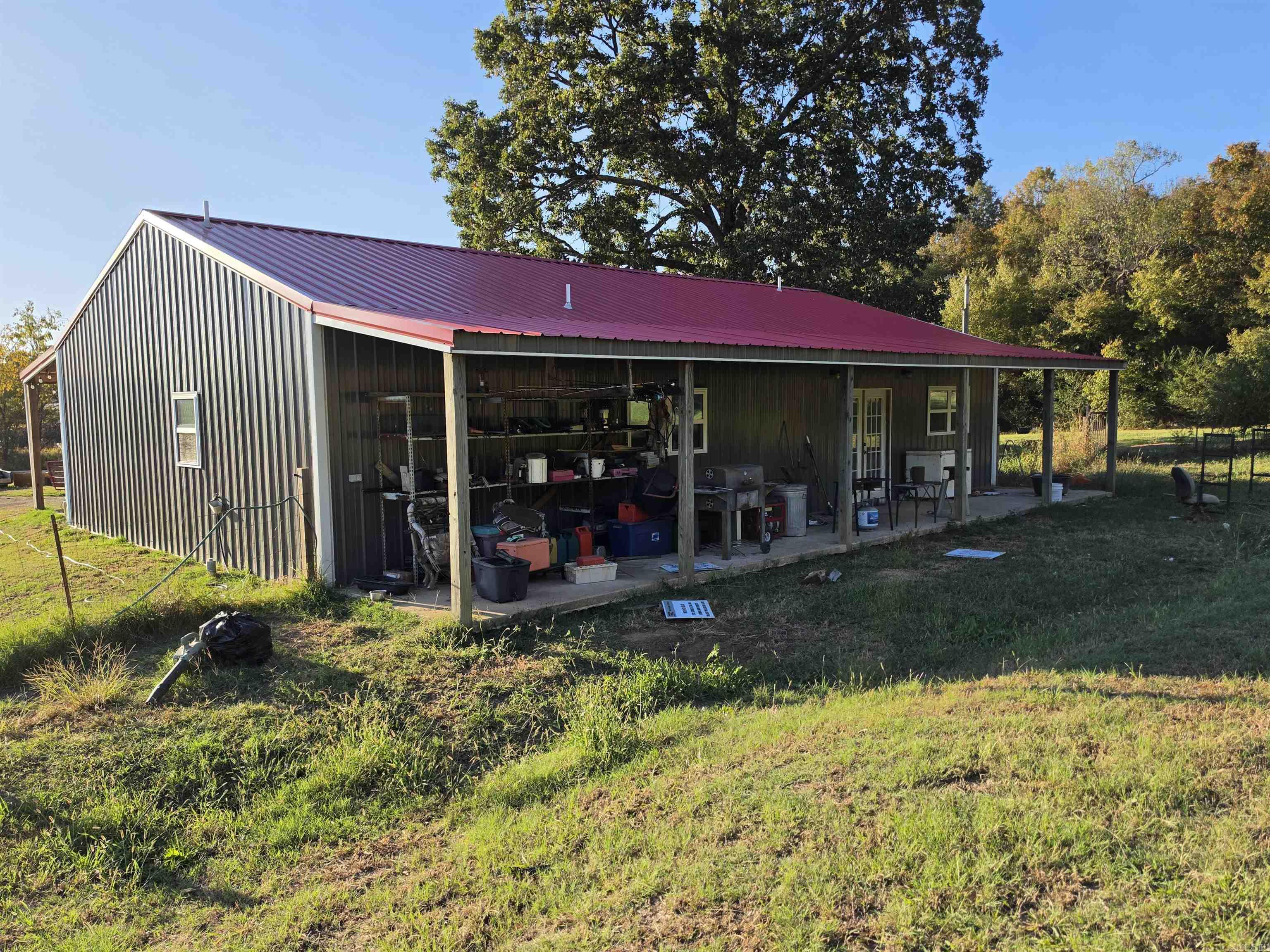 1195 Hwy 5  Romance, AR