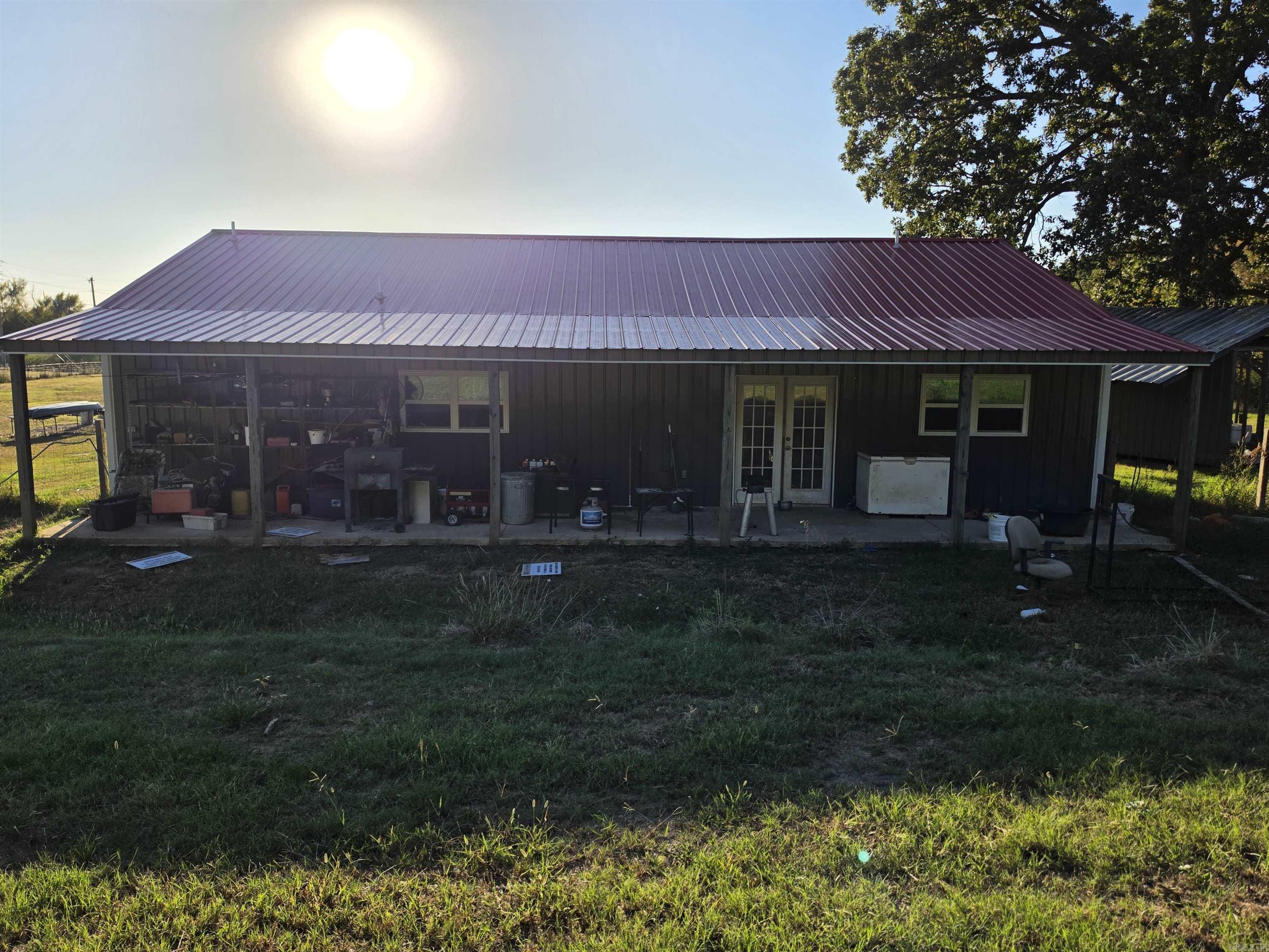 1195 Hwy 5  Romance, AR