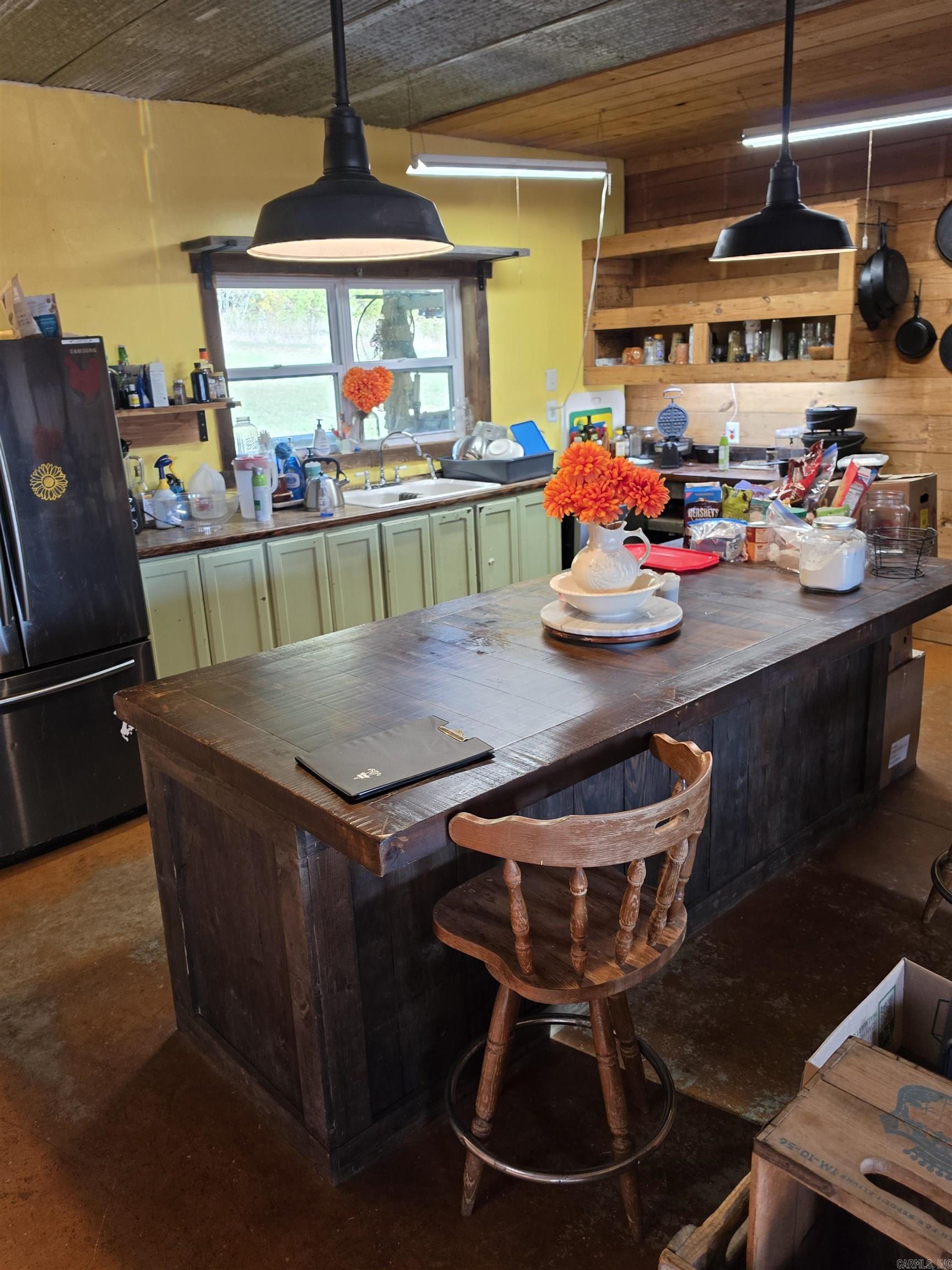 1195 Hwy 5  Romance, AR