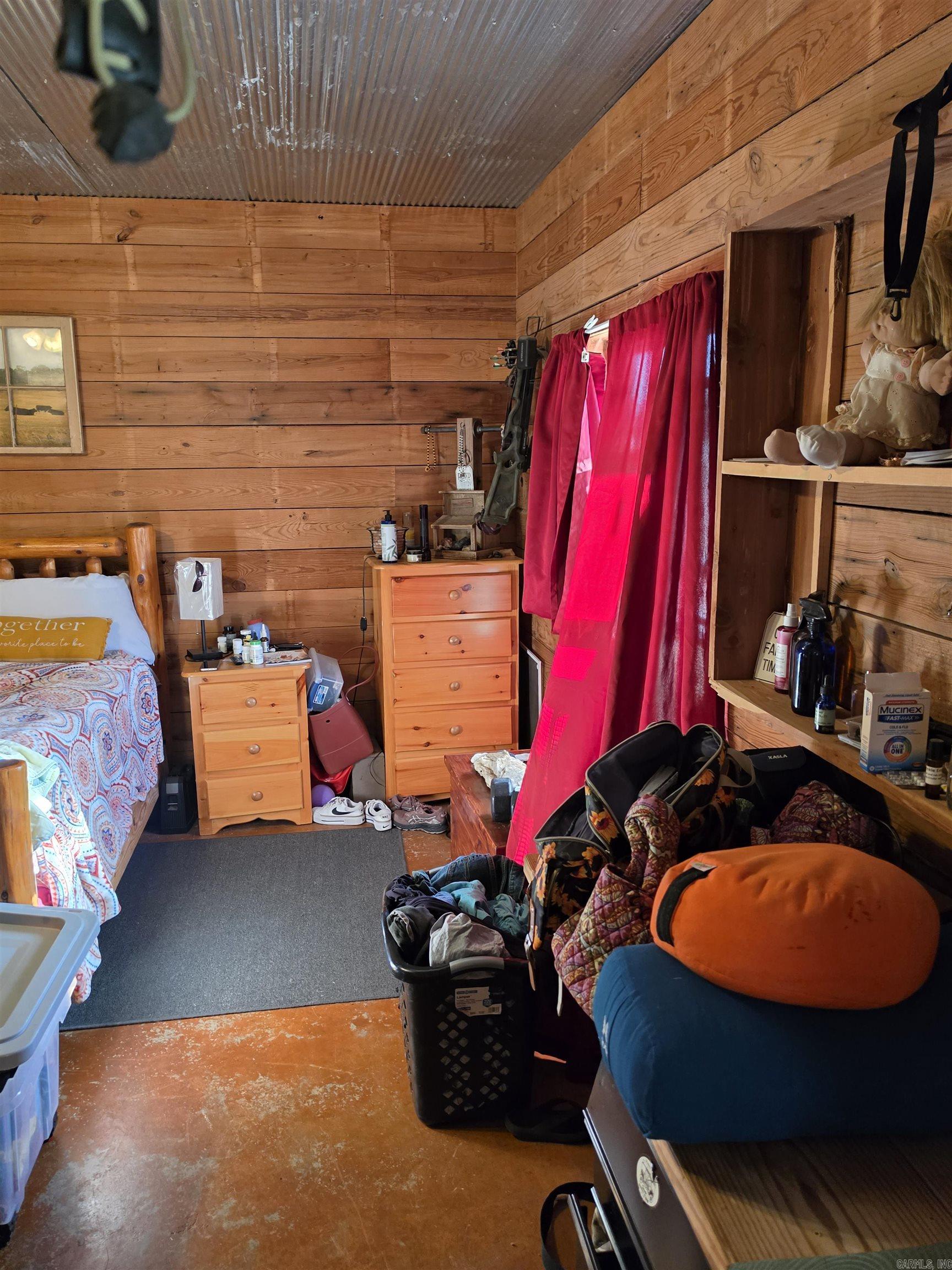 1195 Hwy 5  Romance, AR