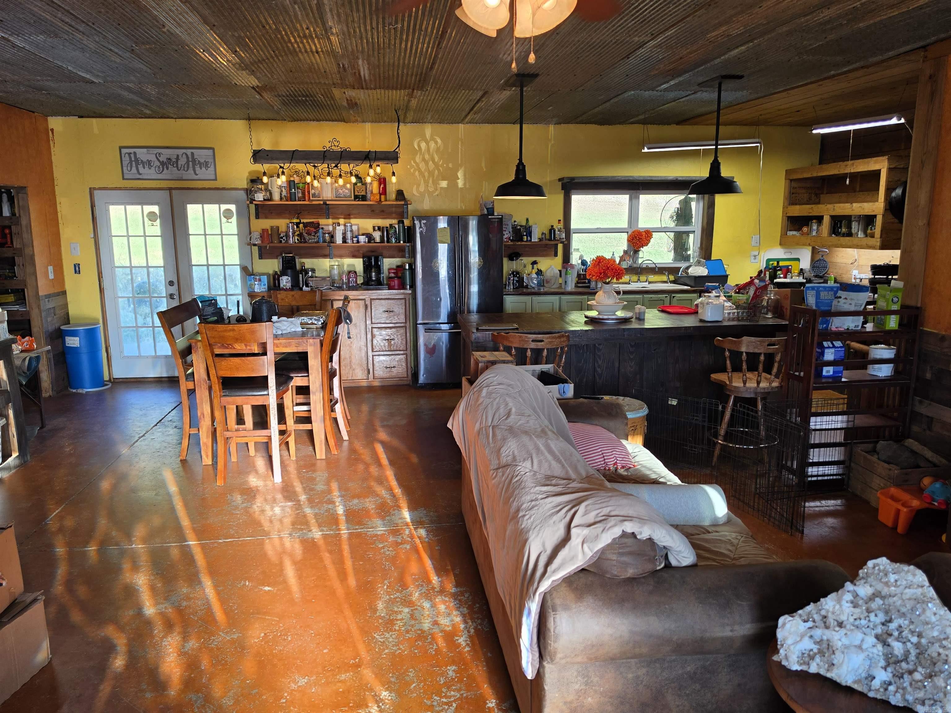 1195 Hwy 5  Romance, AR