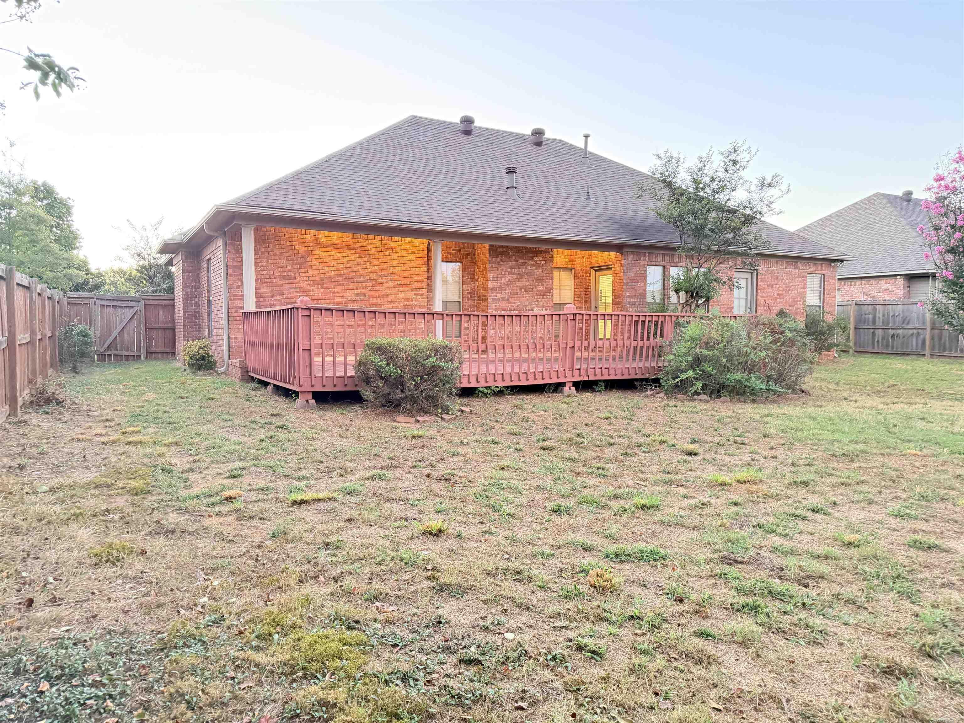 1430 Crosspoint  Conway, AR