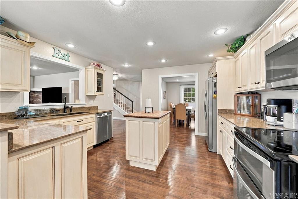 115 Newton Springs  Hector, AR