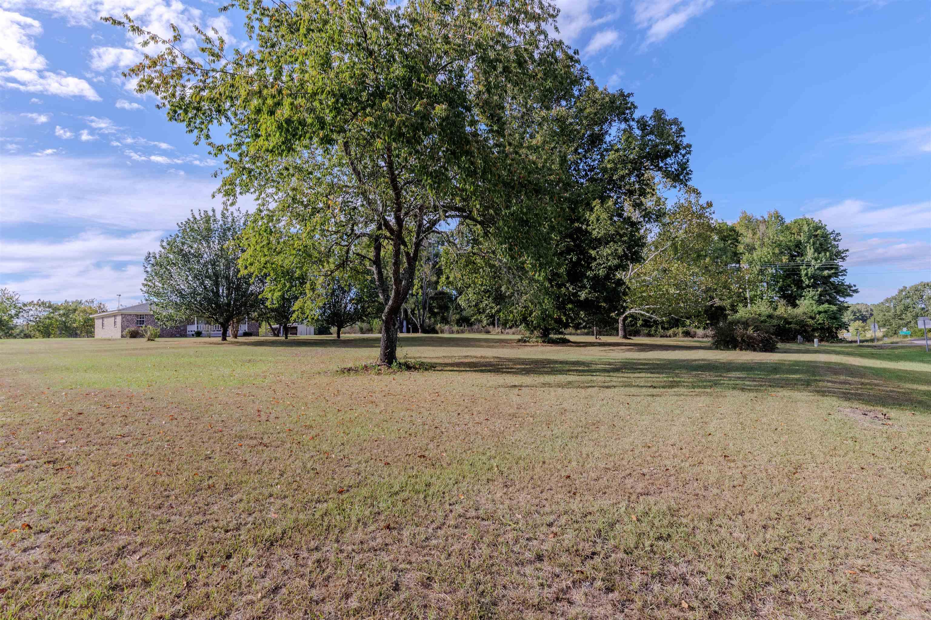 1739 Highway 216  Houston, AR