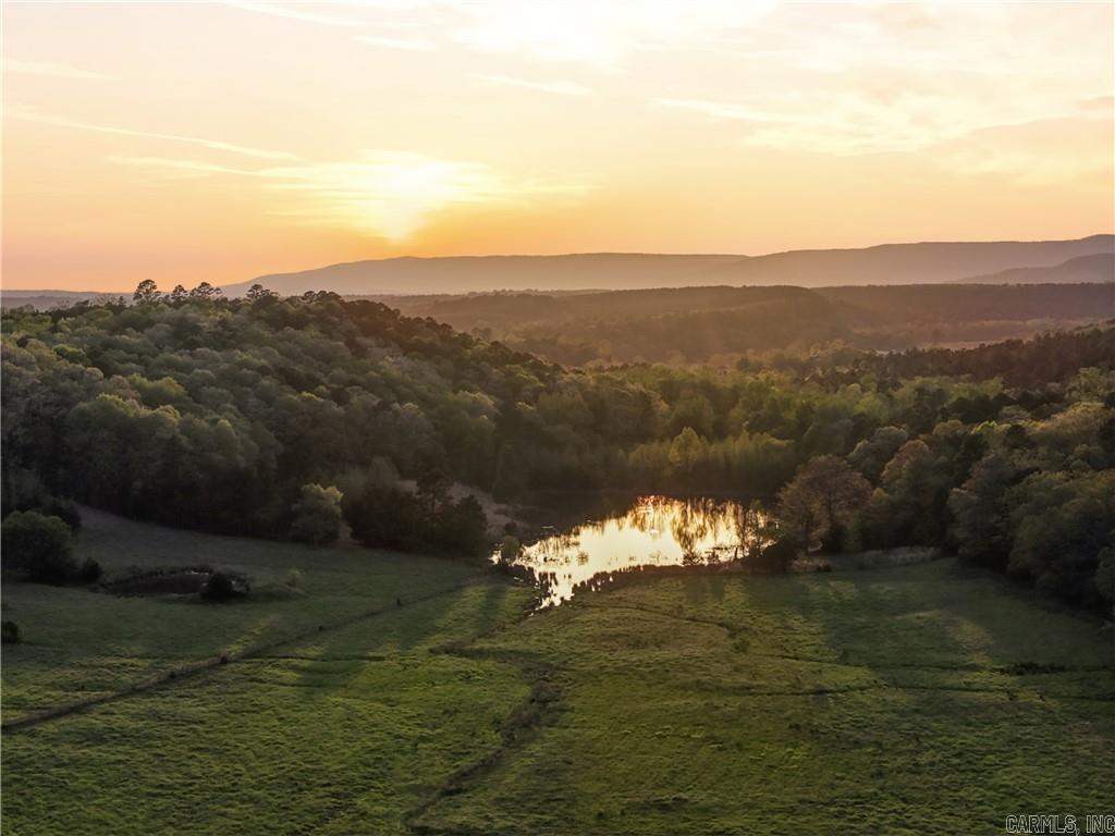 1709 County Road 4451  Clarksville, AR