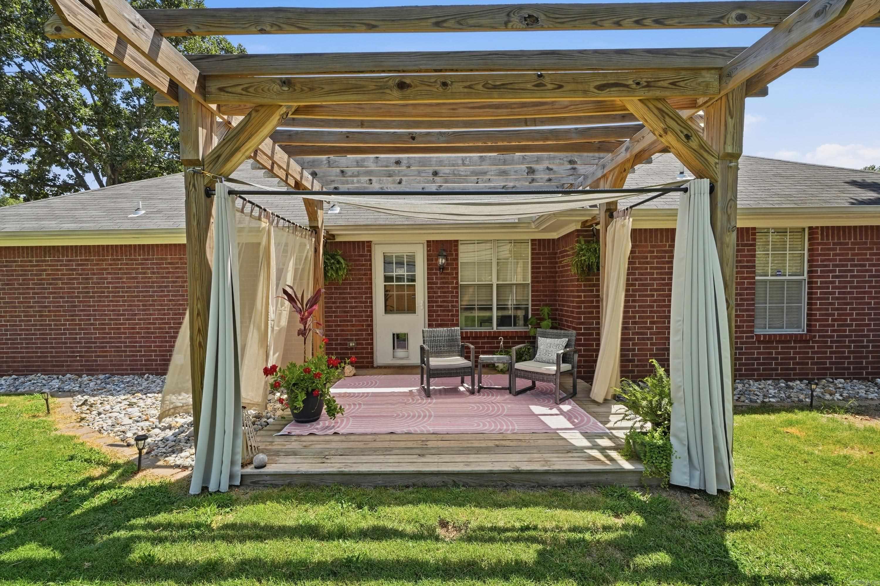 2235 Rainbow  Conway, AR