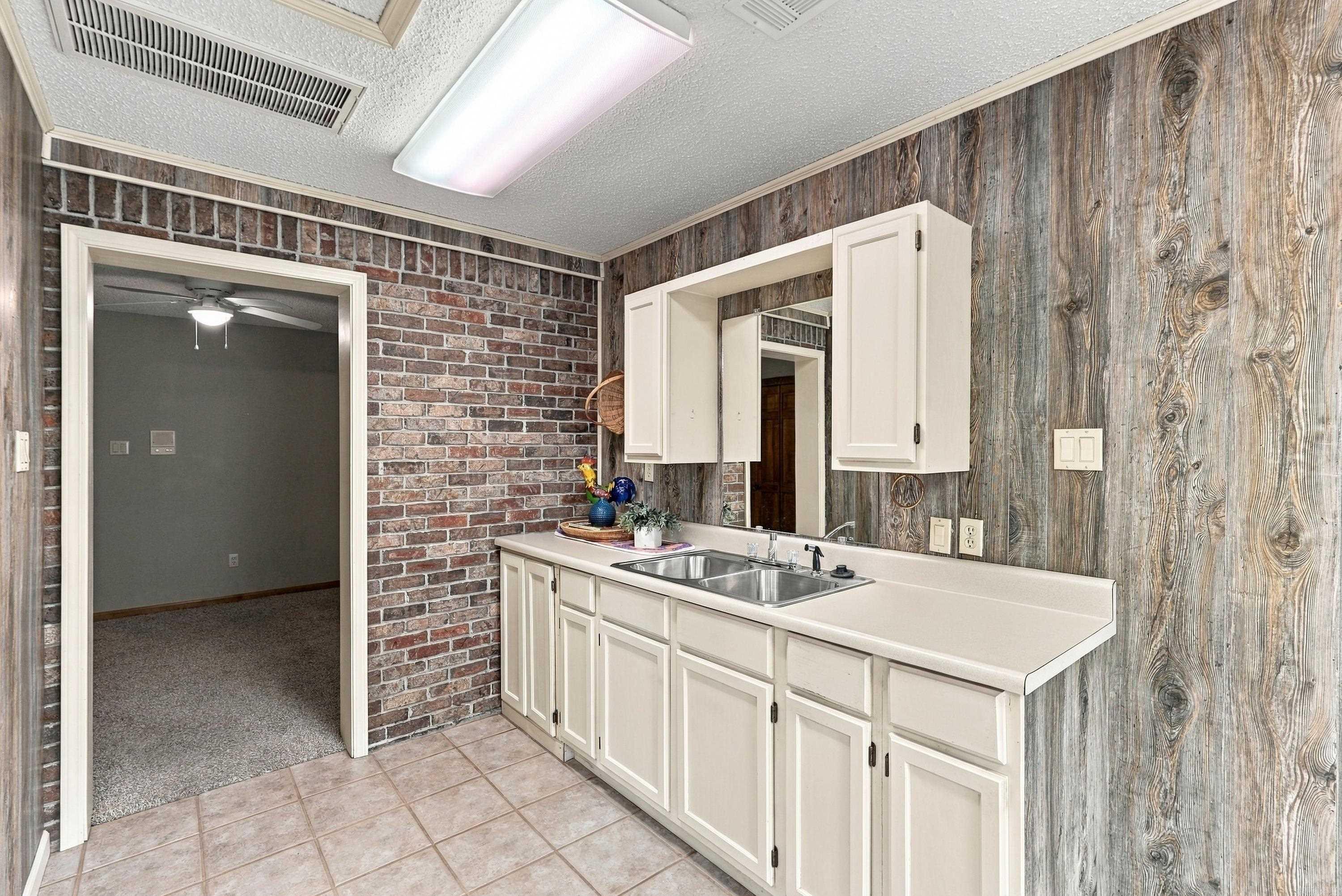 509 SW Third  Bryant, AR