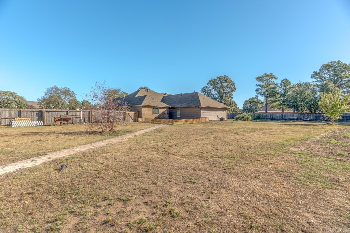 1405 Fourth St Lake City, AR 72437