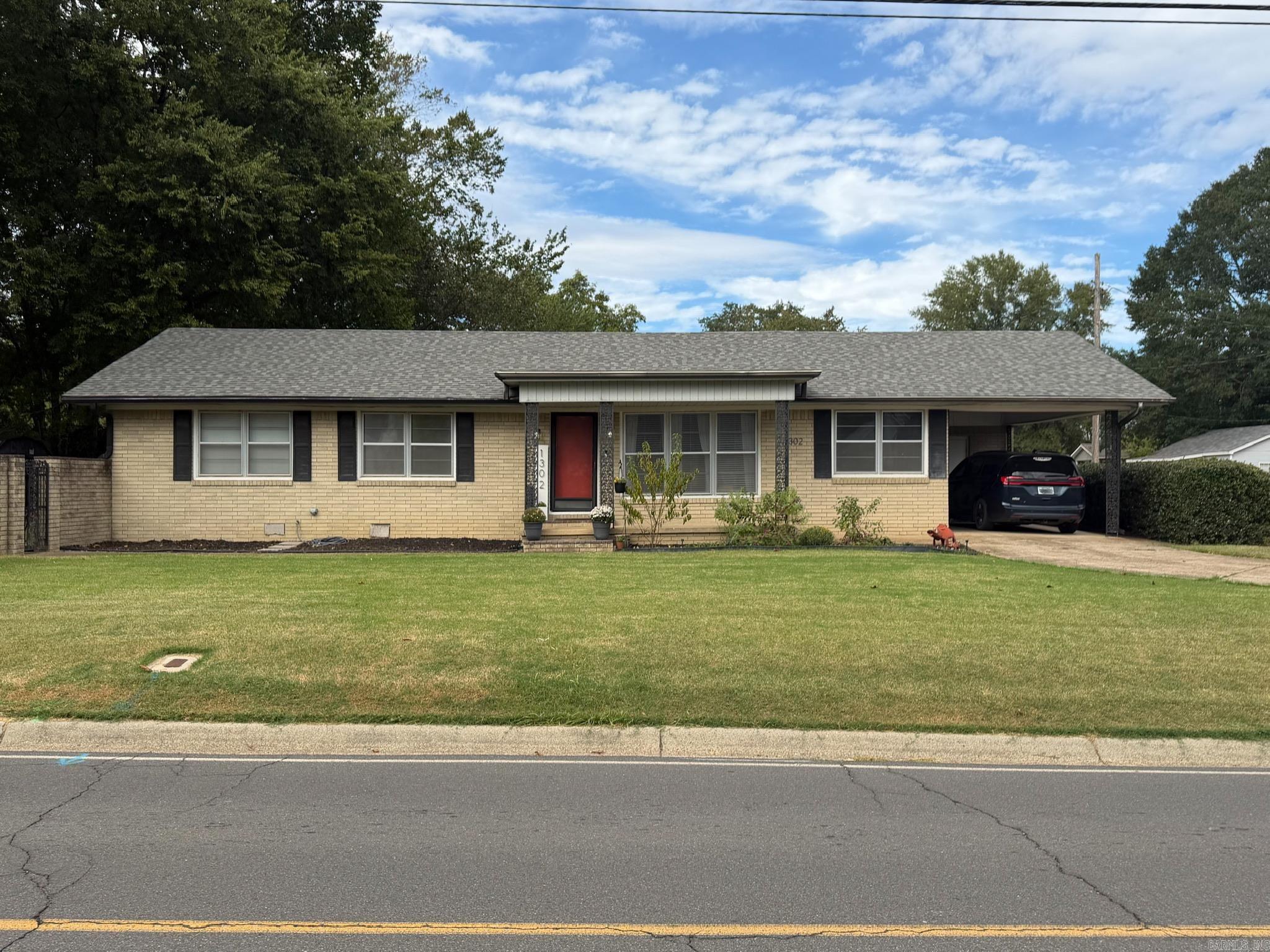 1302  Walnut  Arkadelphia, AR