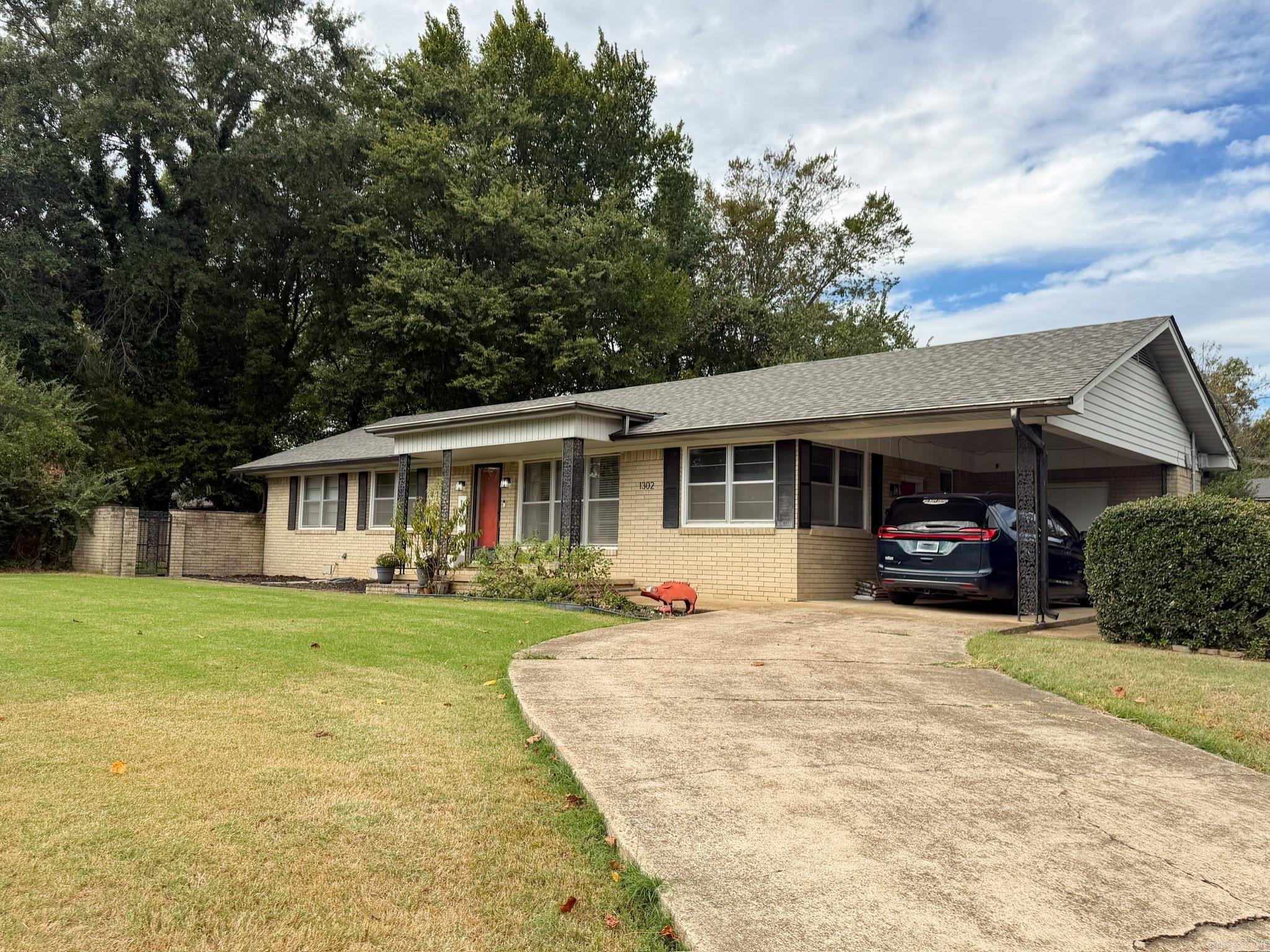 1302 Walnut  Arkadelphia, AR