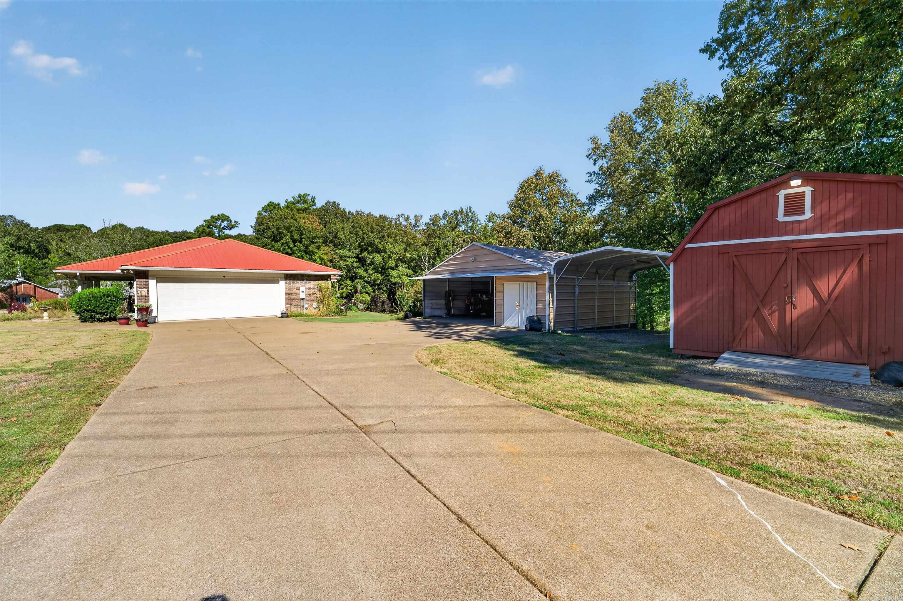 1022 Old Military  Arkadelphia, AR
