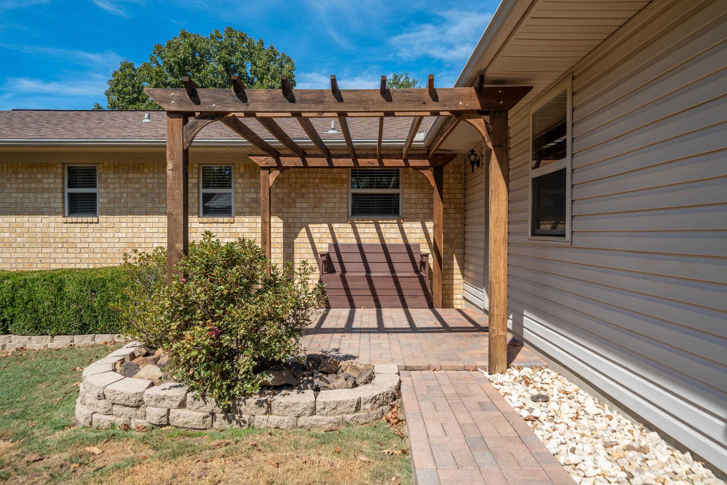 310 S Moore  Hot Springs, AR