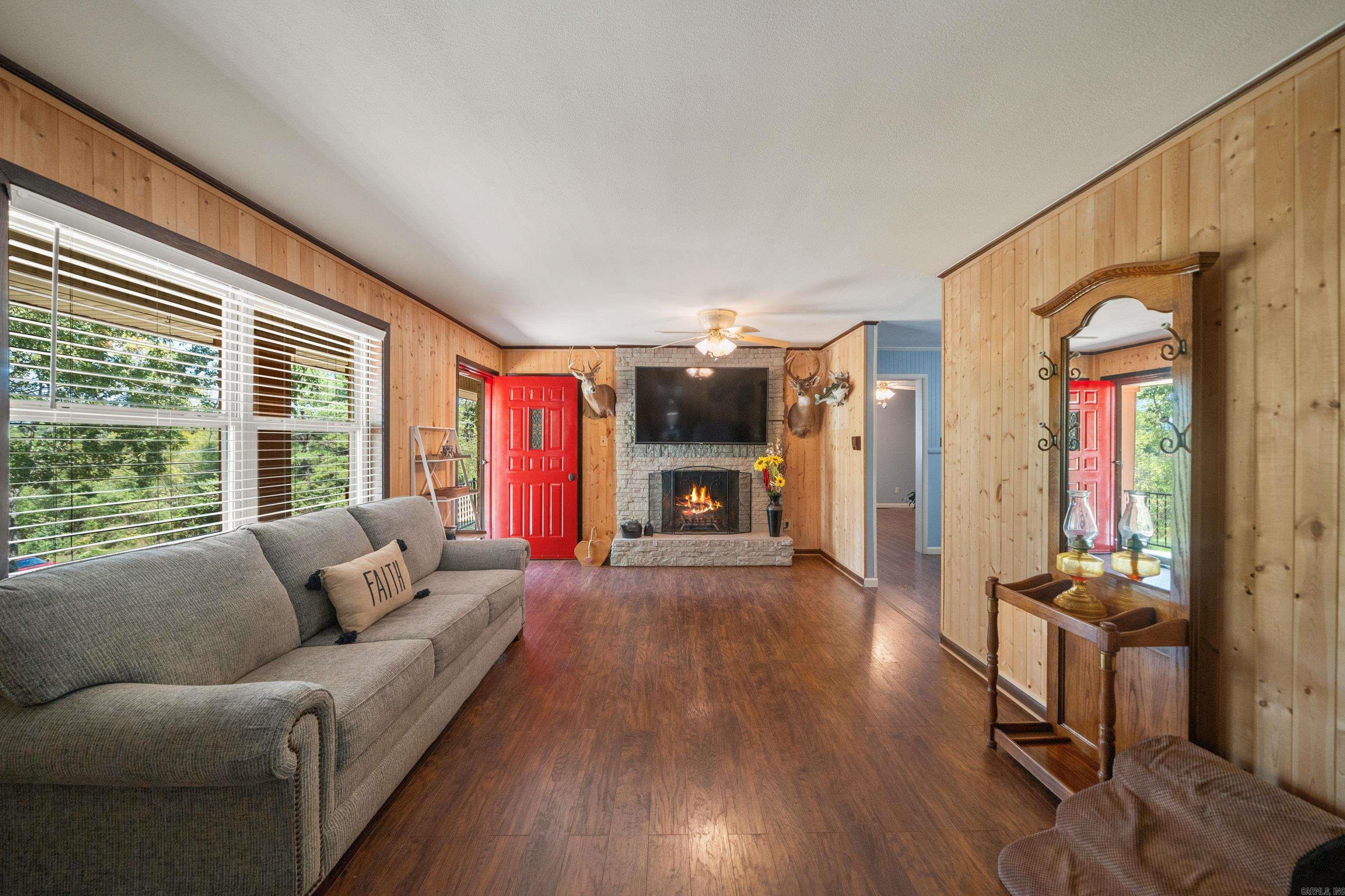 310 S Moore  Hot Springs, AR