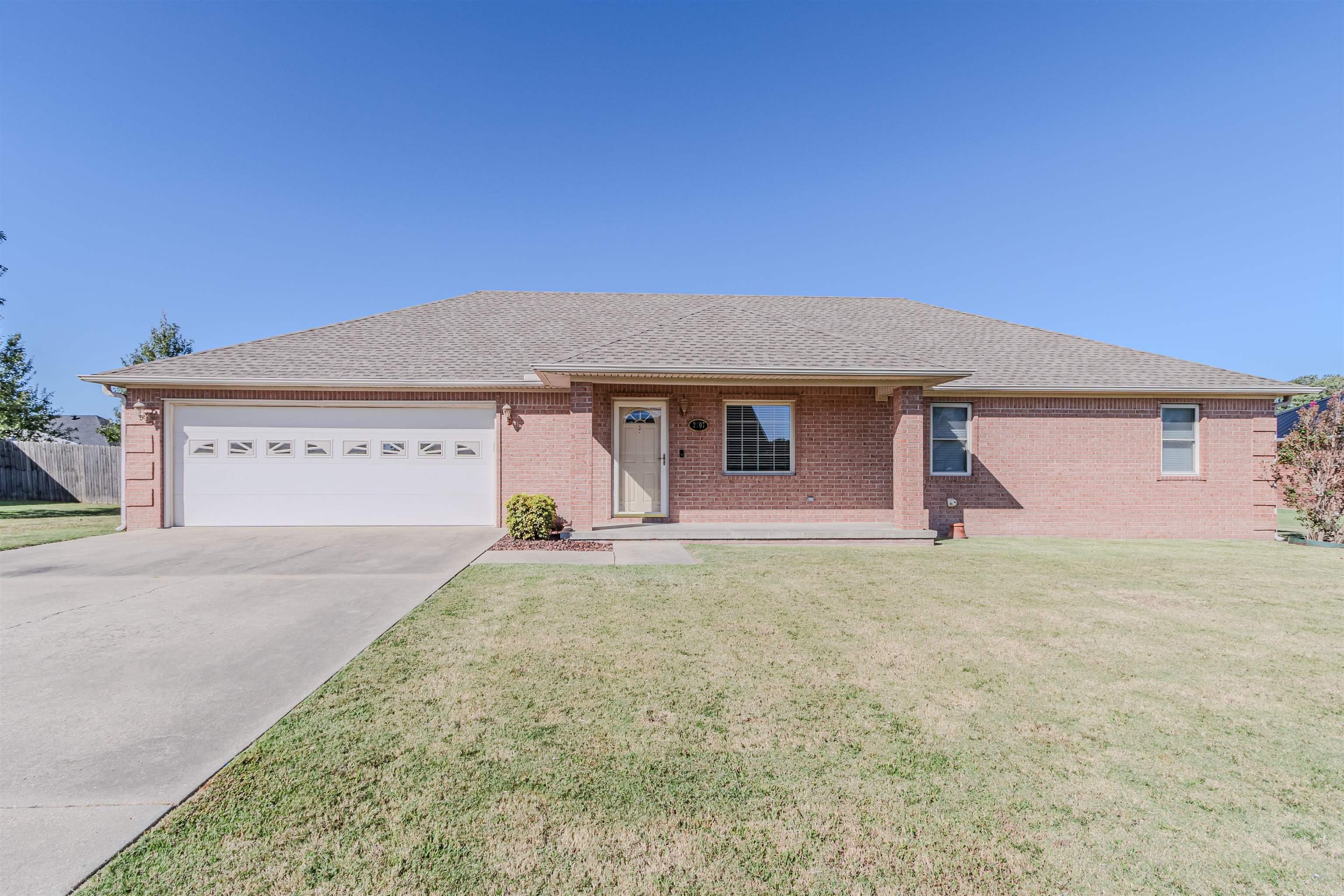2707  Canterbury  Paragould, AR