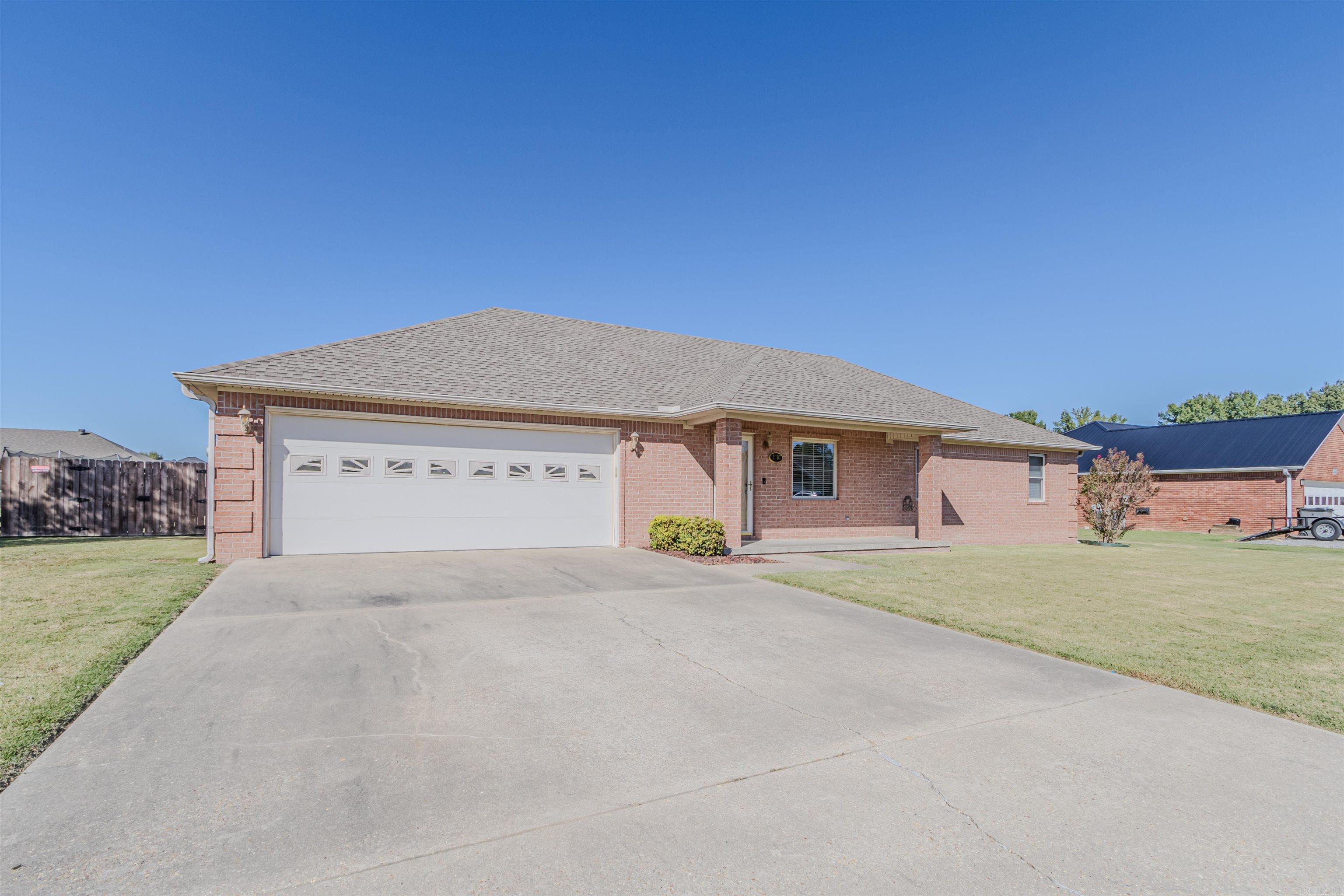 2707 Canterbury  Paragould, AR