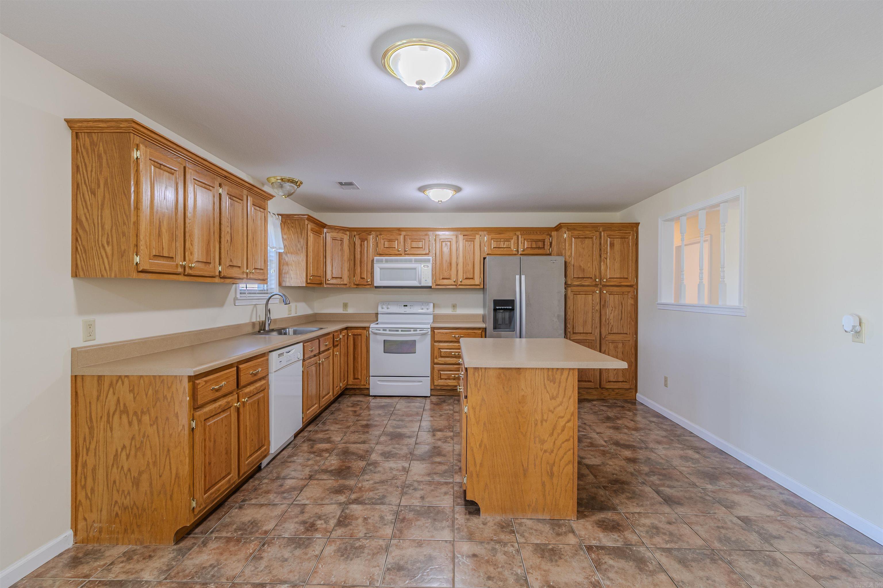 2707 Canterbury  Paragould, AR