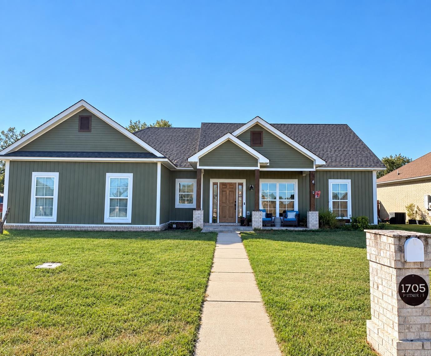 1705  Potter  Conway, AR