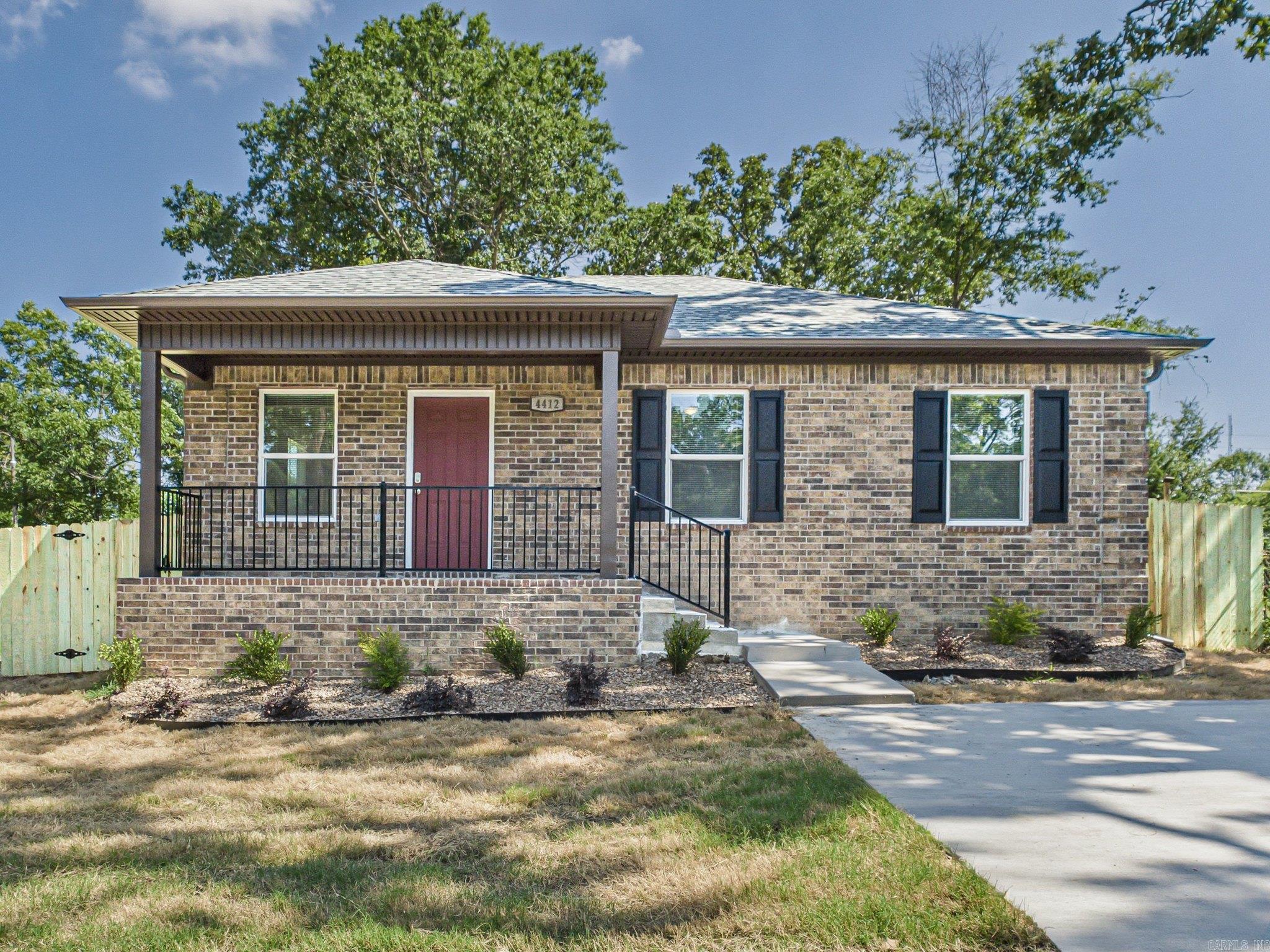 4412 W 14th  Little Rock, AR