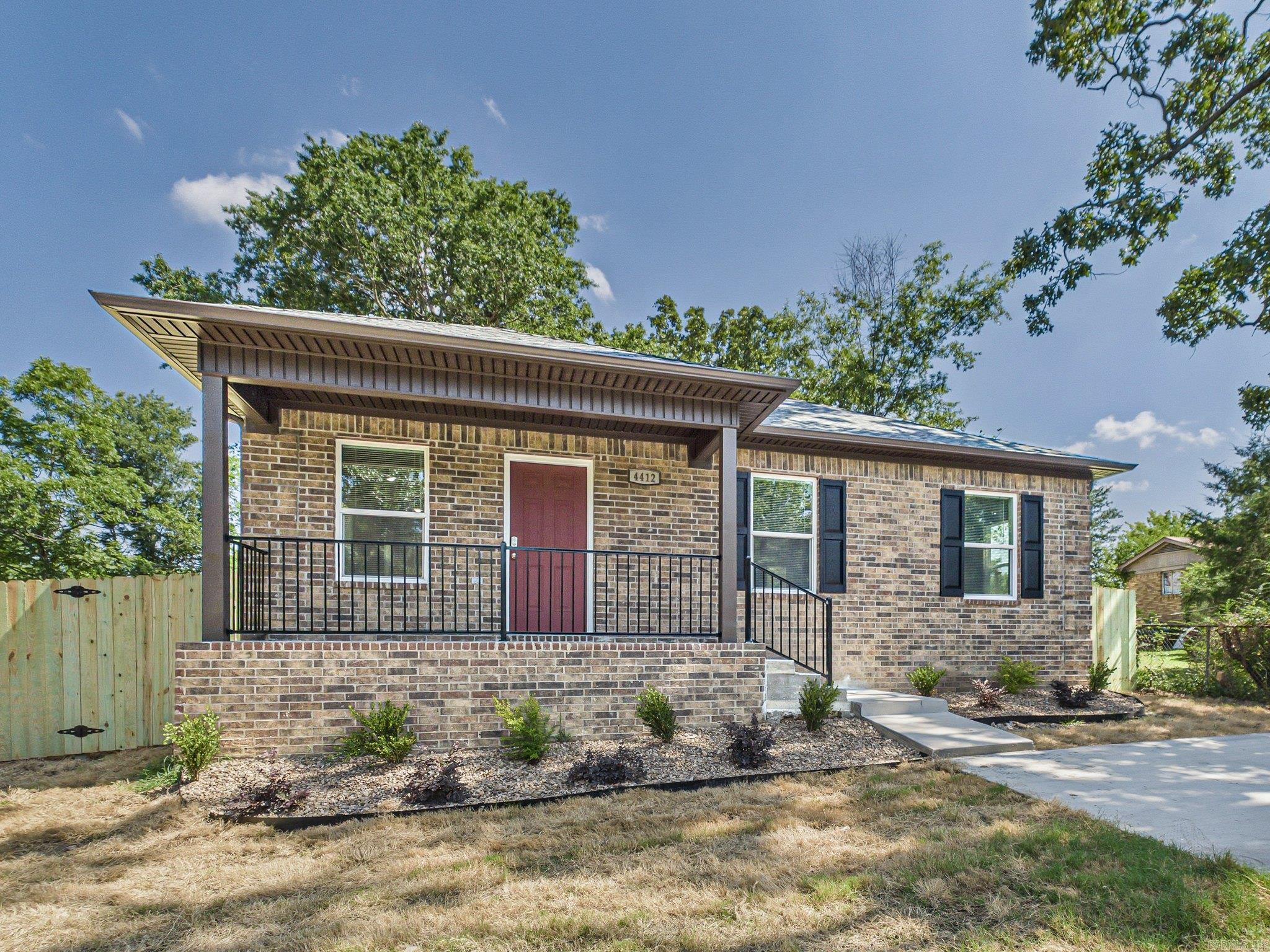 4412 W 14th  Little Rock, AR