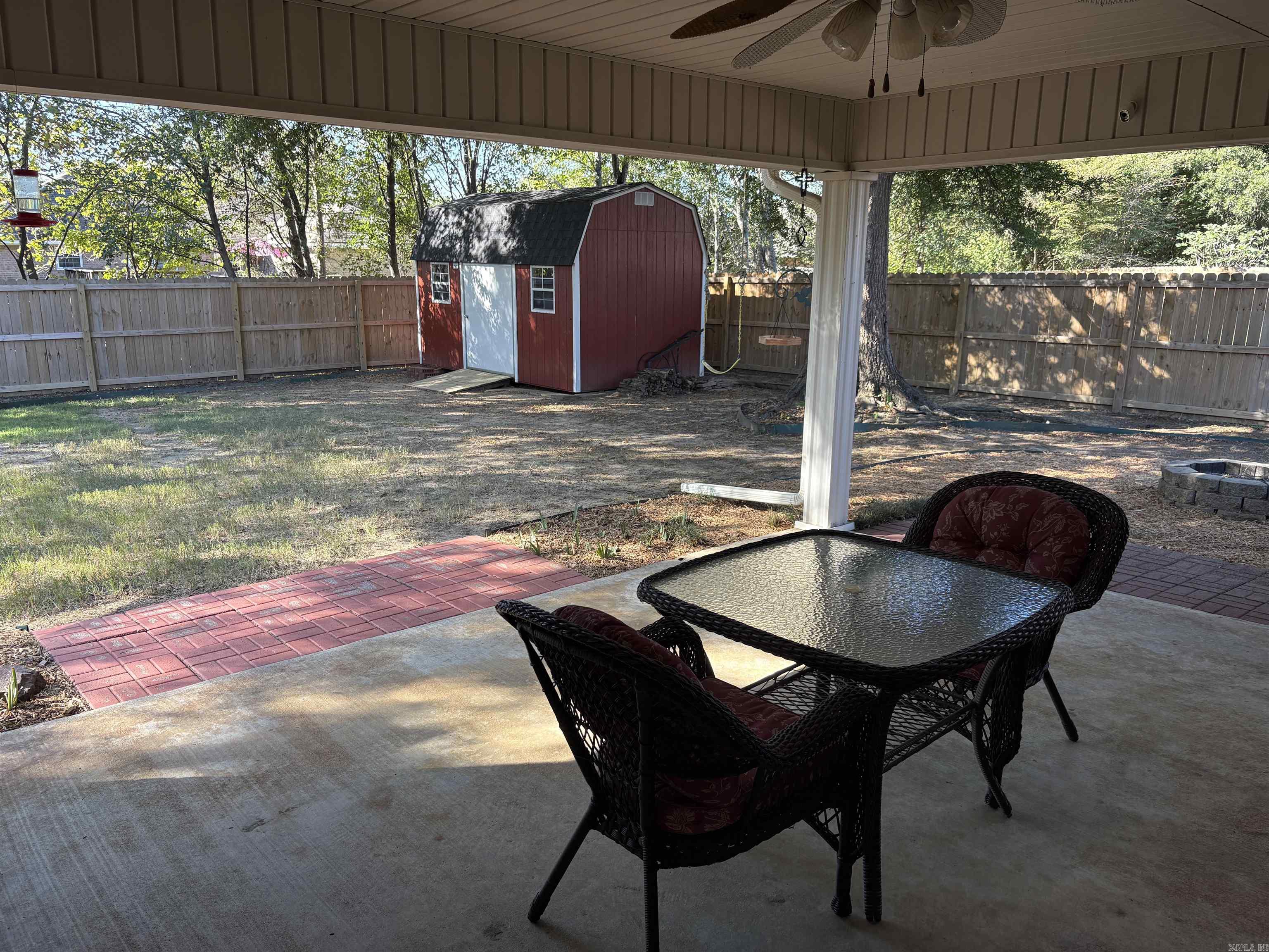 2111 Millwood  Conway, AR