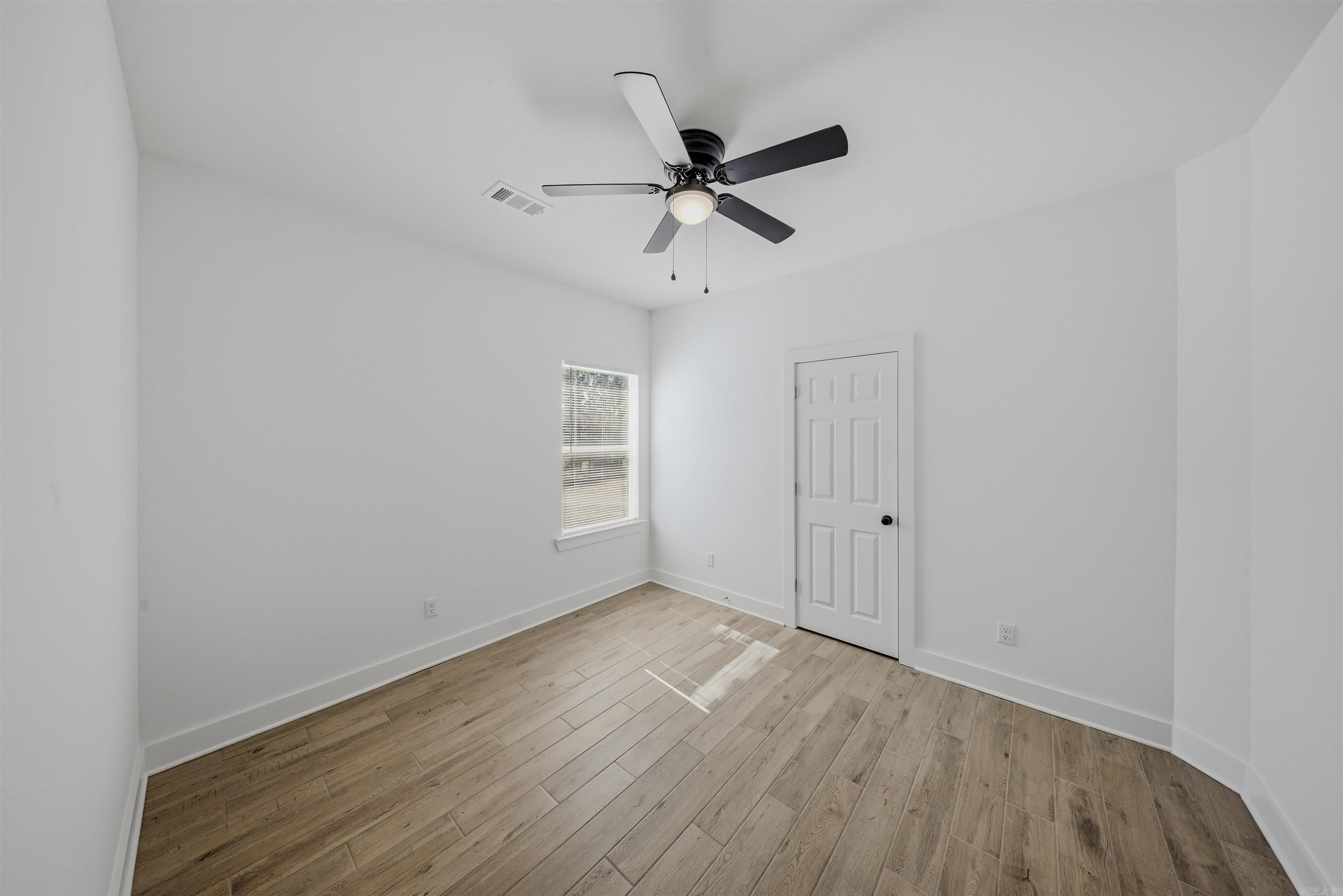 145 Coal Mountain  El Paso, AR