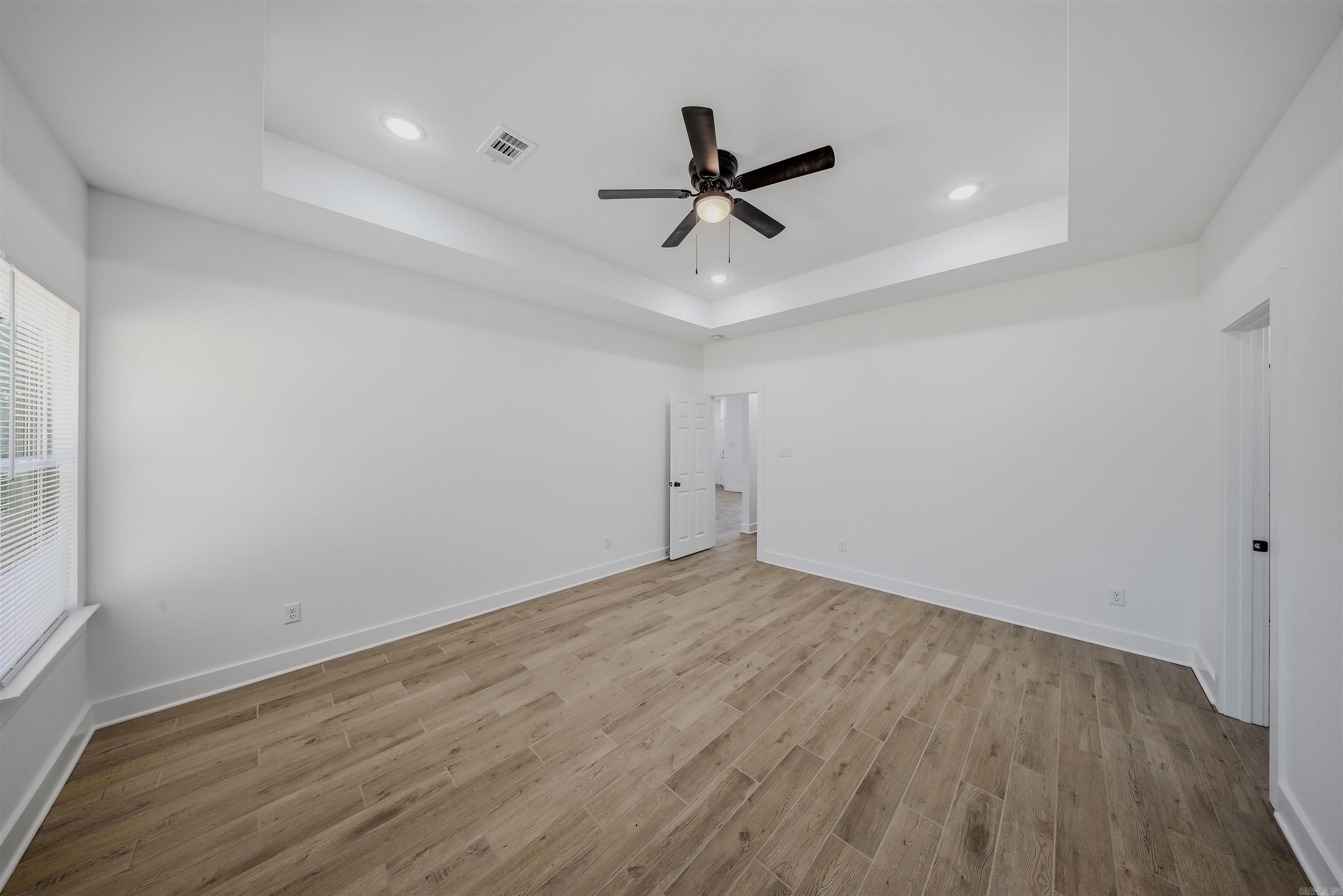 145 Coal Mountain  El Paso, AR