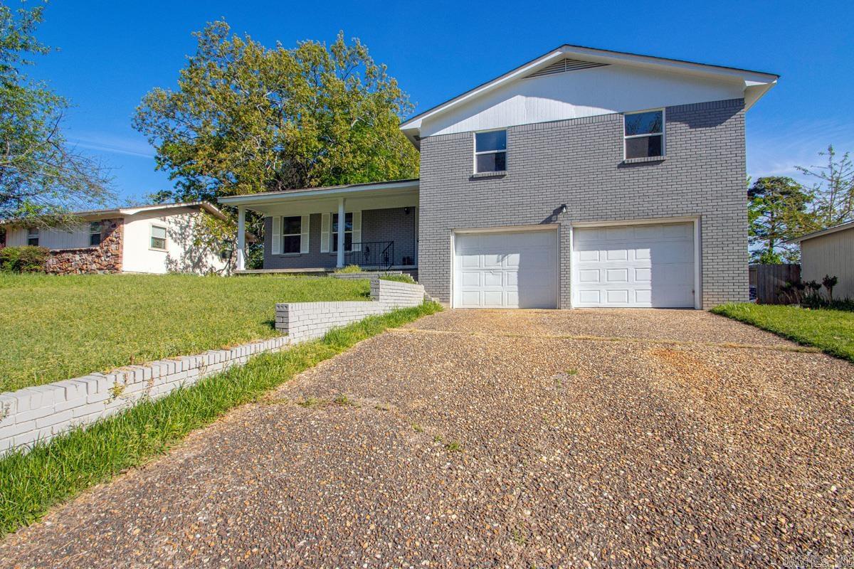5500 McMurtrey  North Little Rock, AR