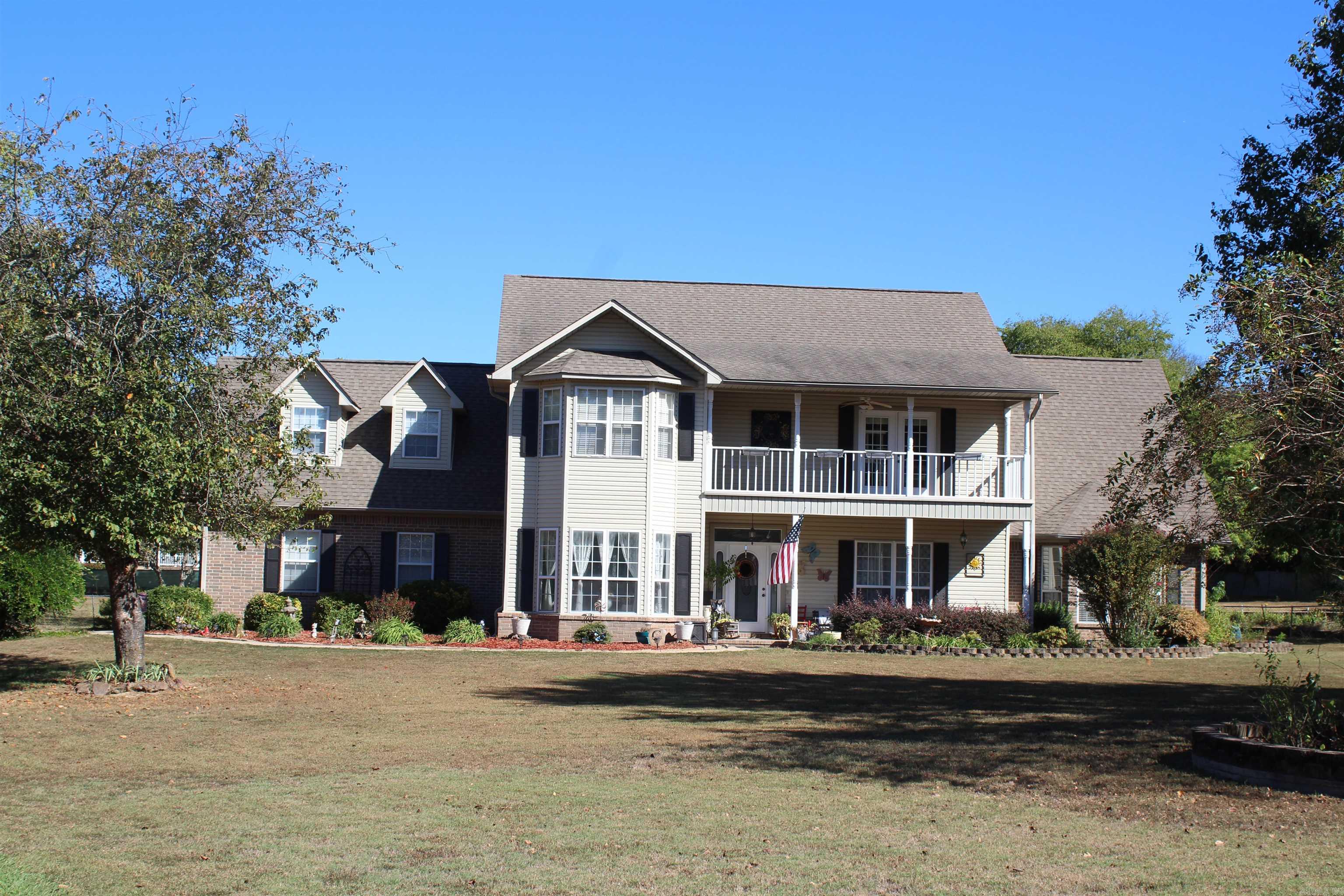 301  Deerwood  Nashville, AR