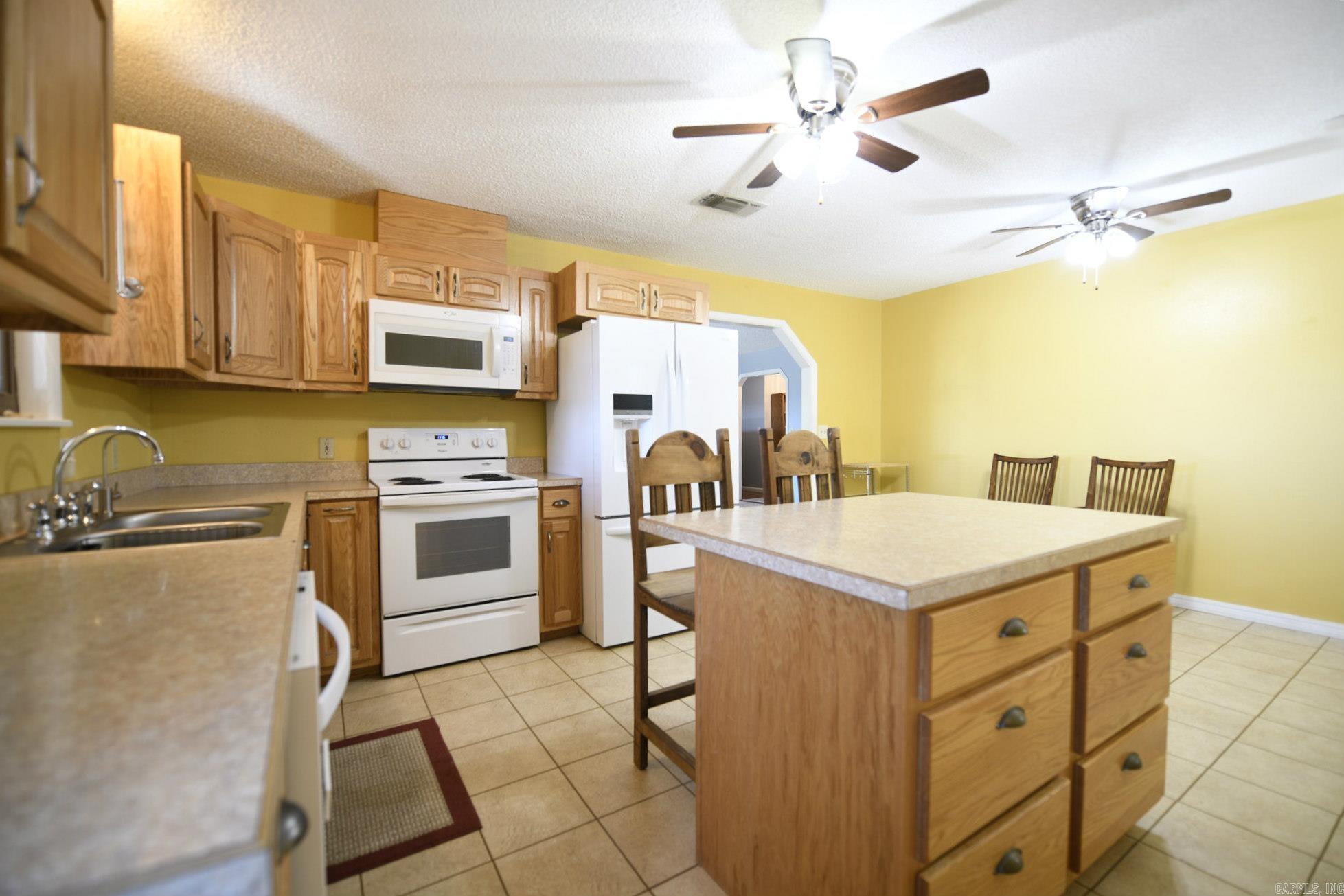 1507 Ransom Road Mena, AR 71953