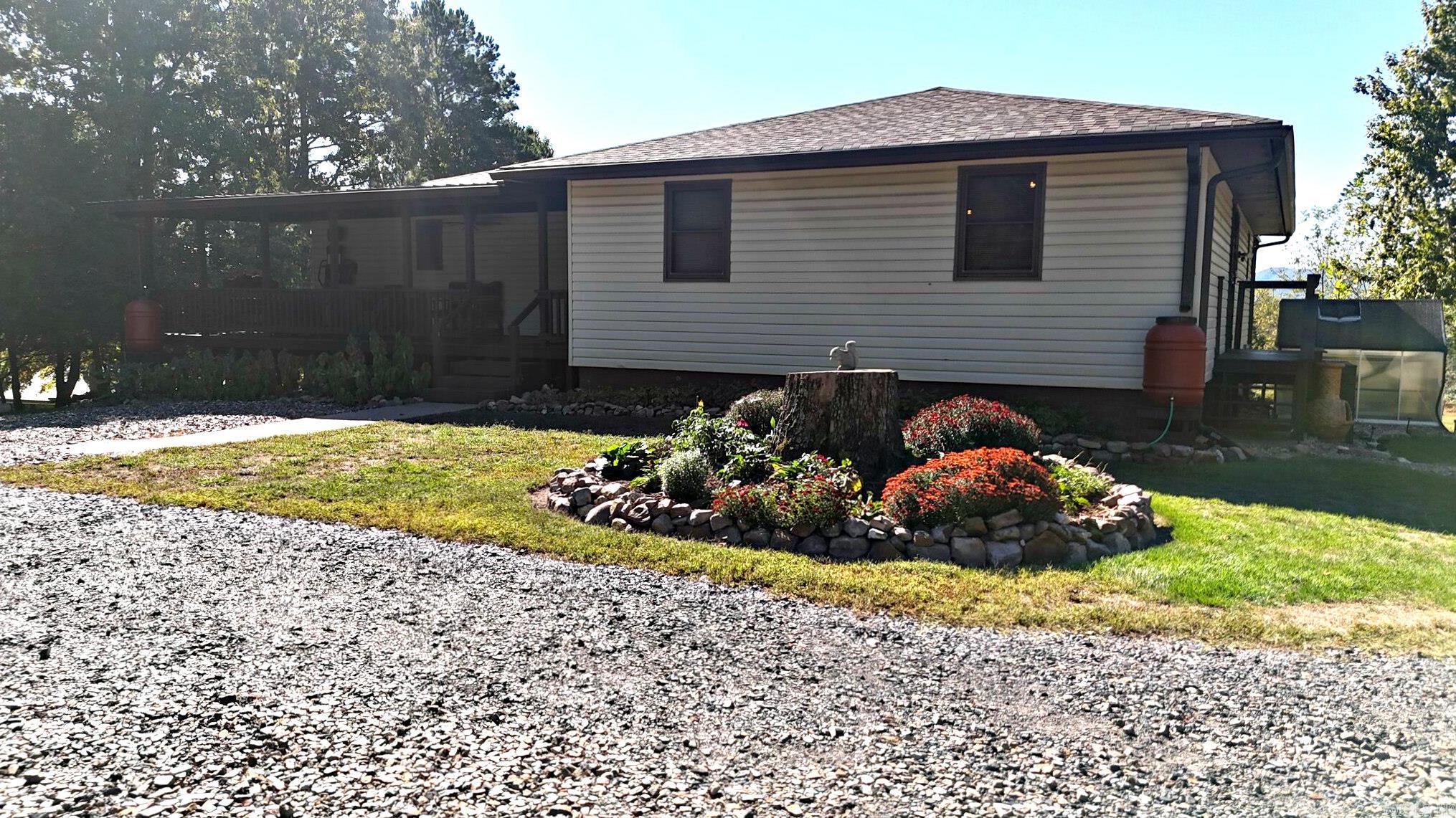 1507 Ransom Road Mena, AR 71953