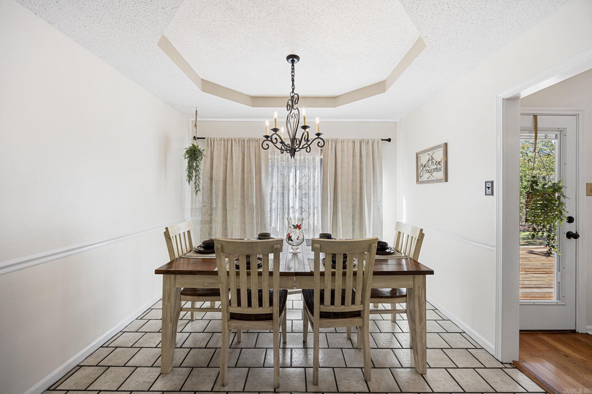 31 Oakview  Austin, AR