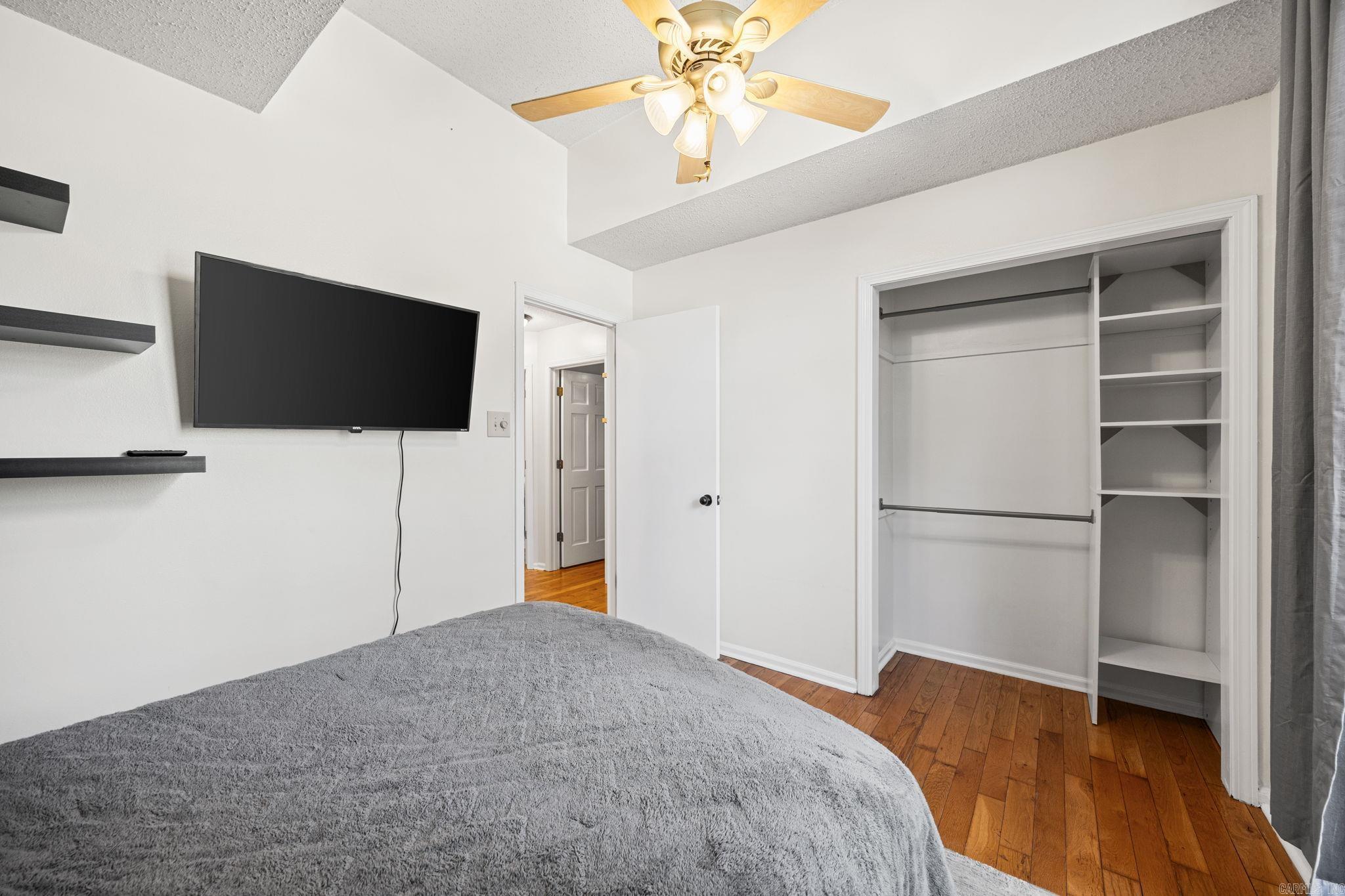 31 Oakview  Austin, AR