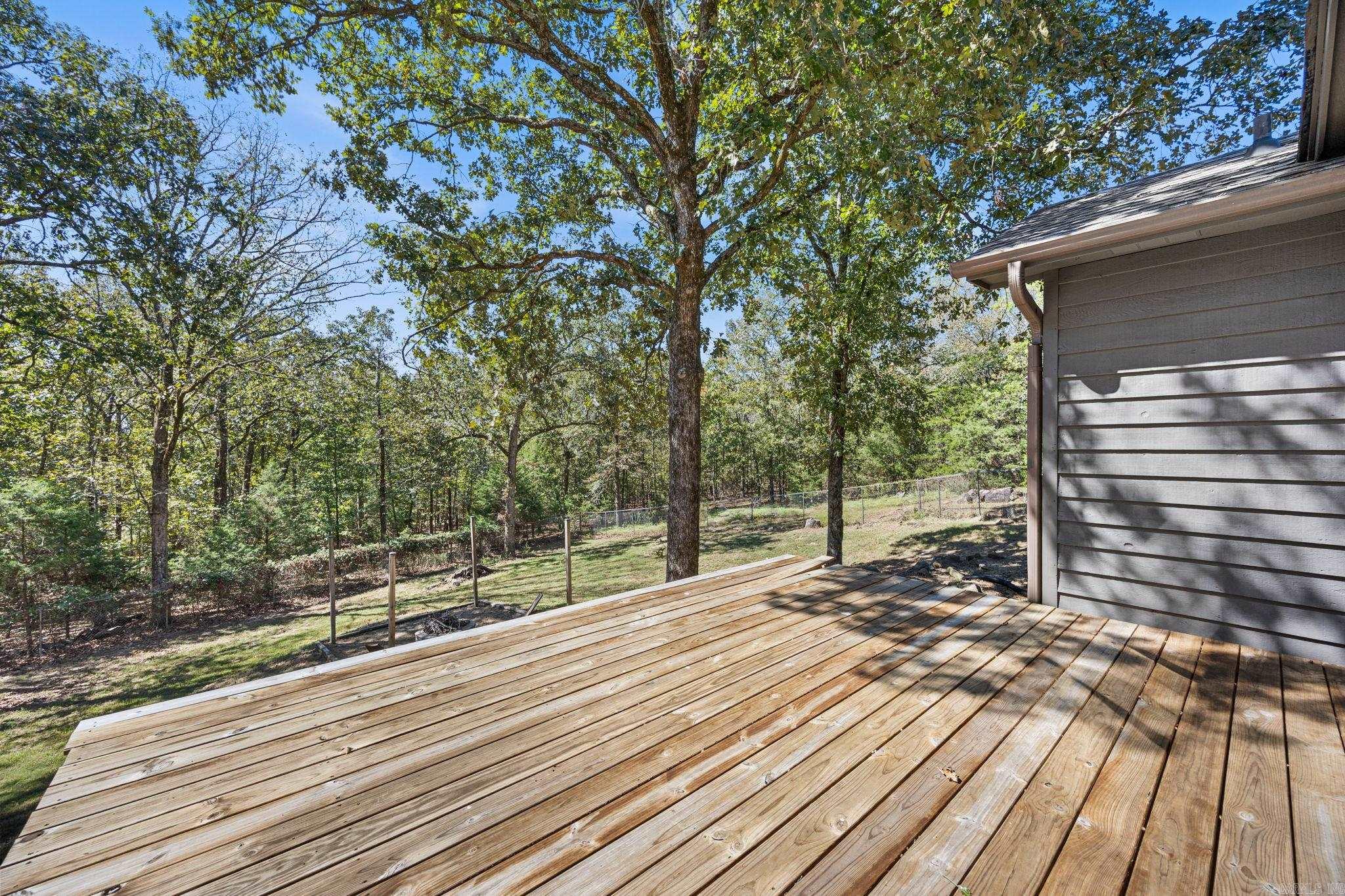 31 Oakview  Austin, AR