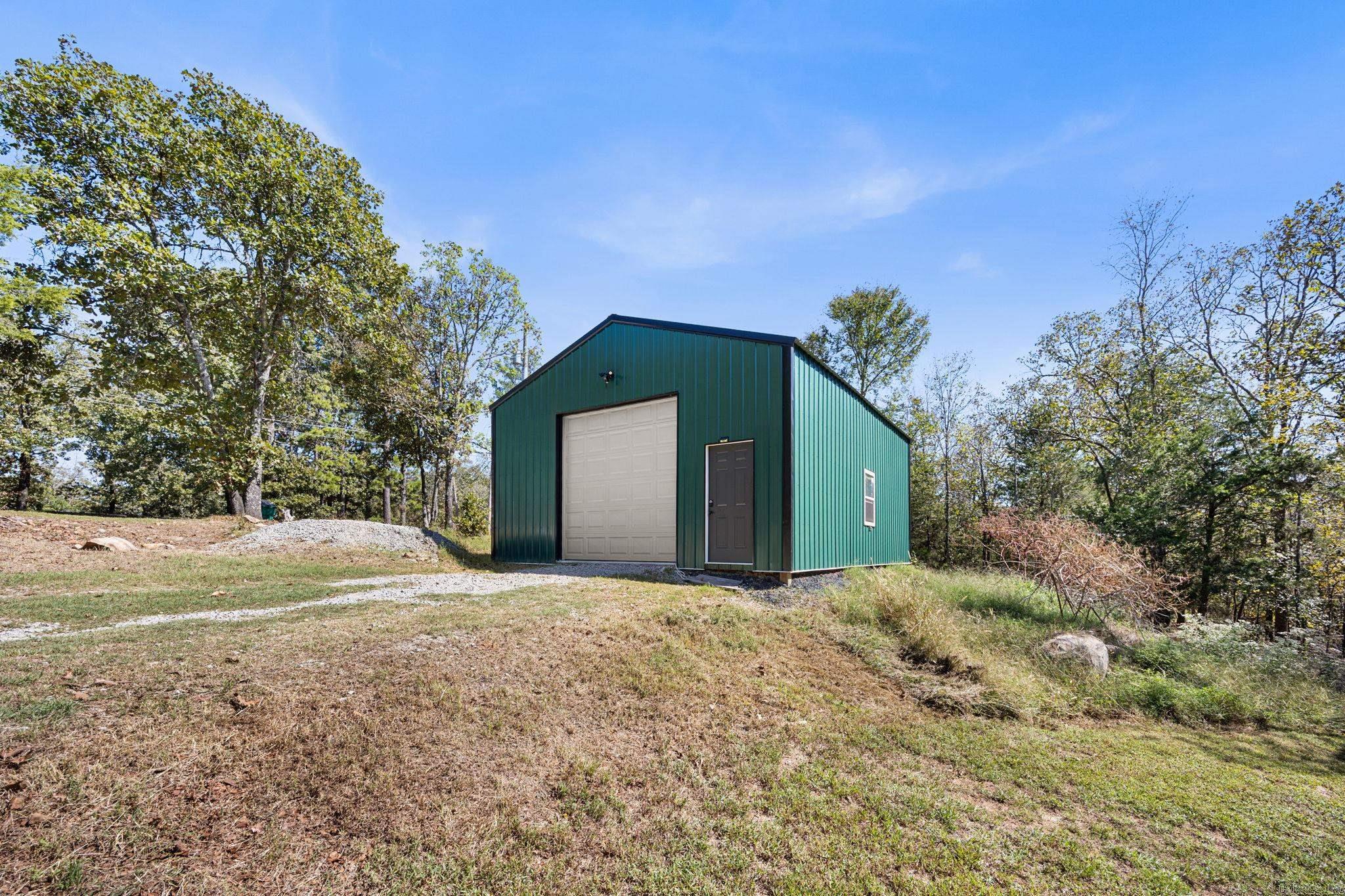31 Oakview  Austin, AR