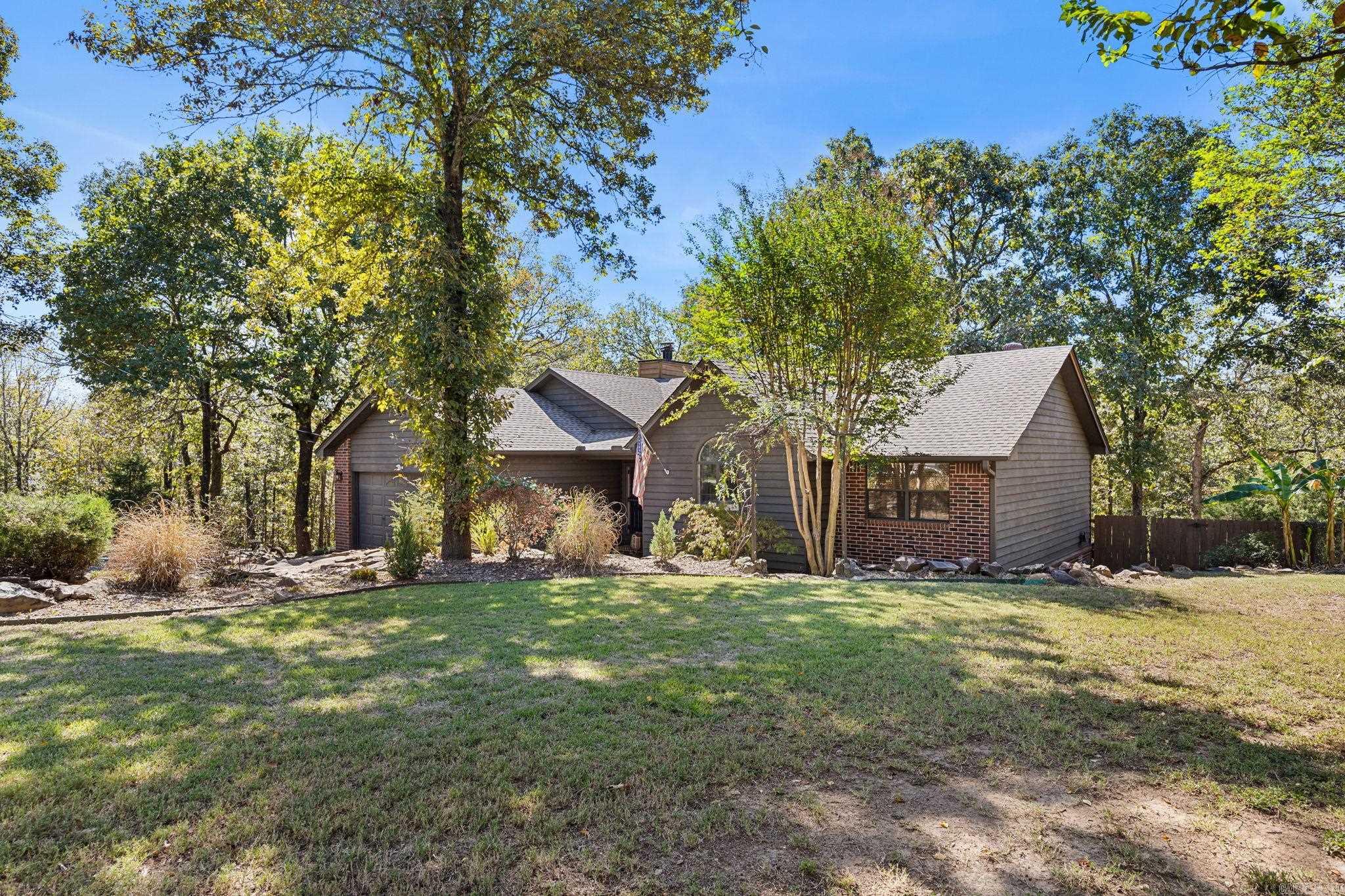 31 Oakview  Austin, AR