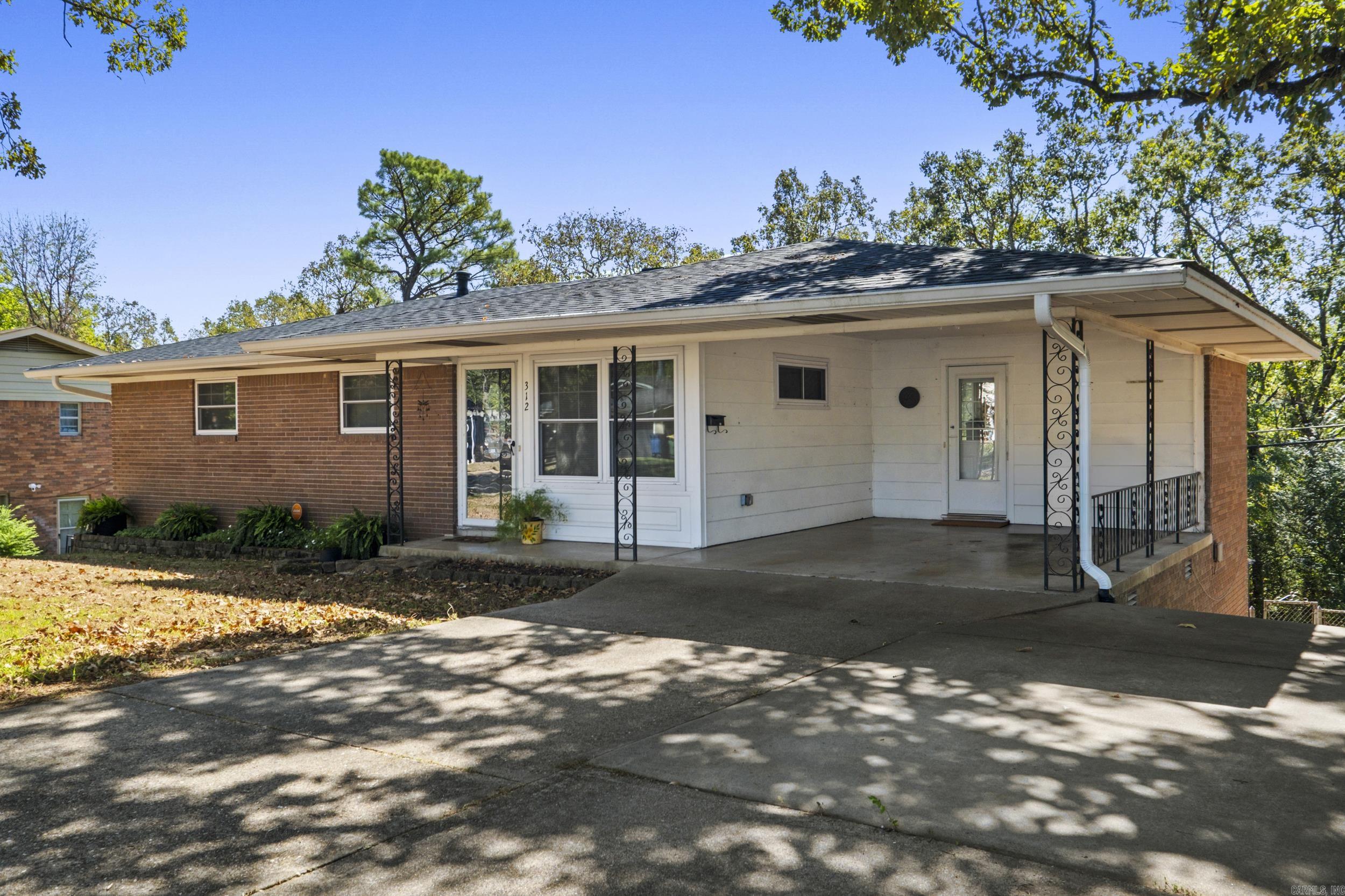 312 W Scenic  North Little Rock, AR