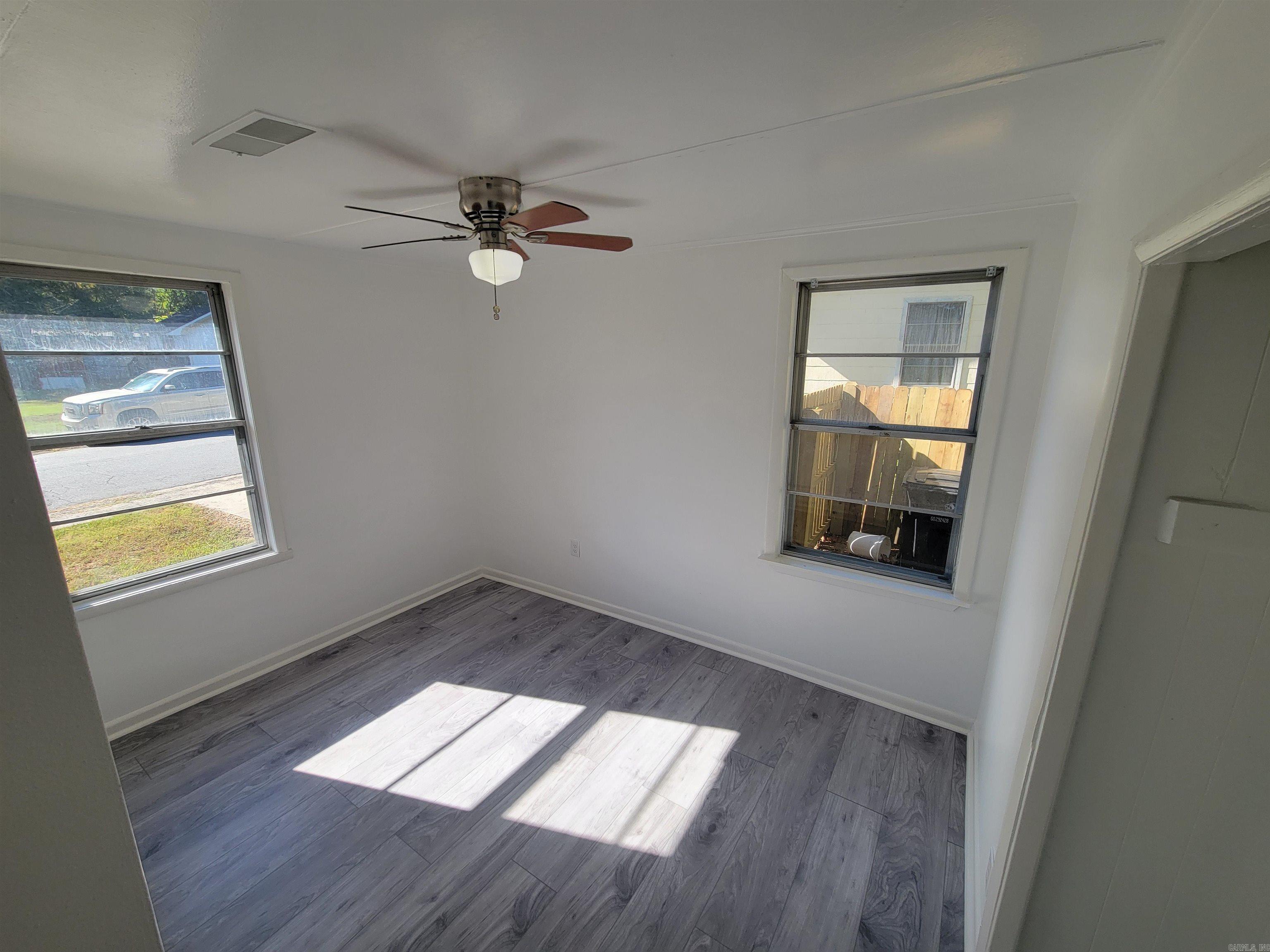 154 North  Jacksonville, AR