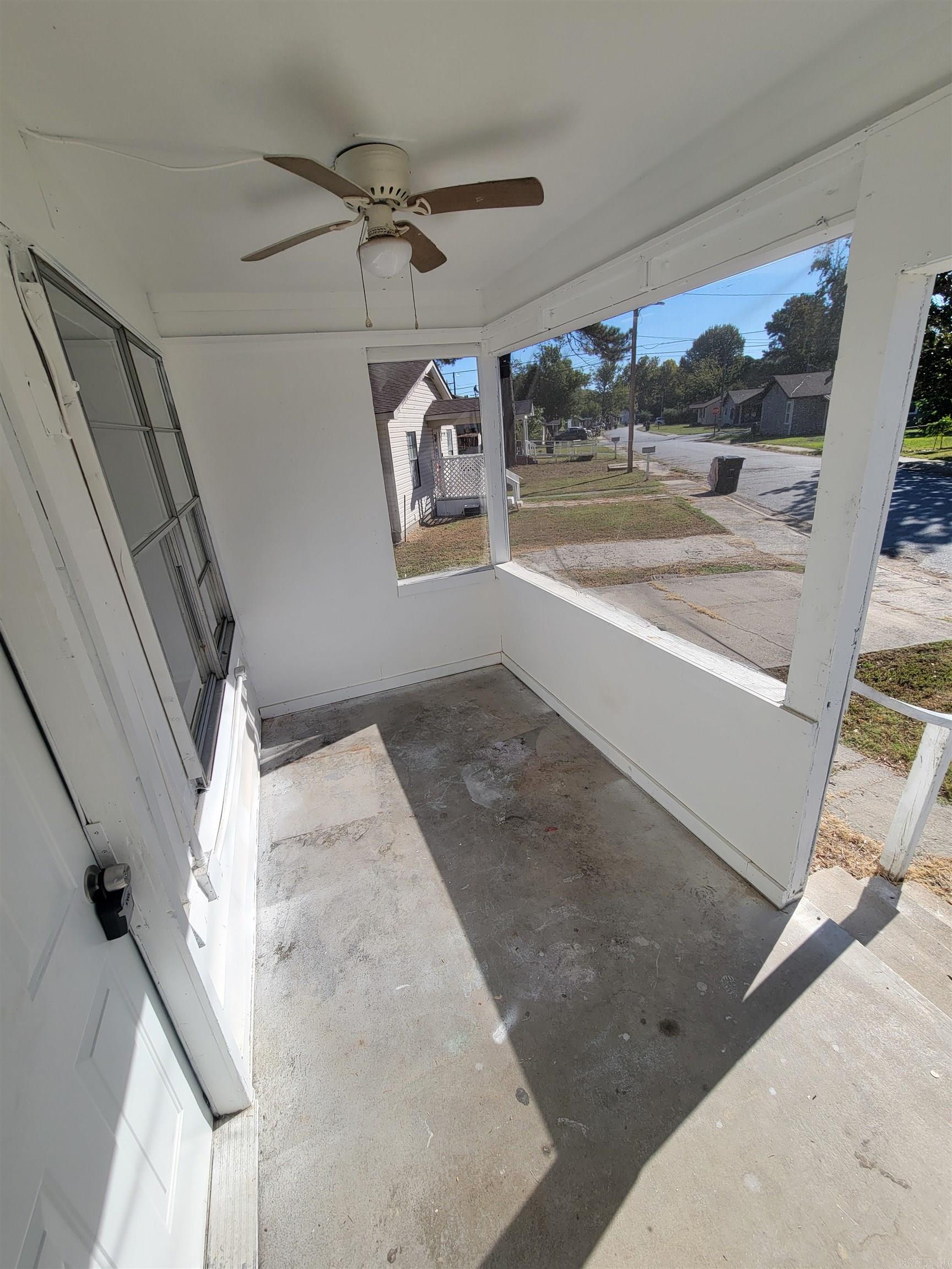 154 North  Jacksonville, AR