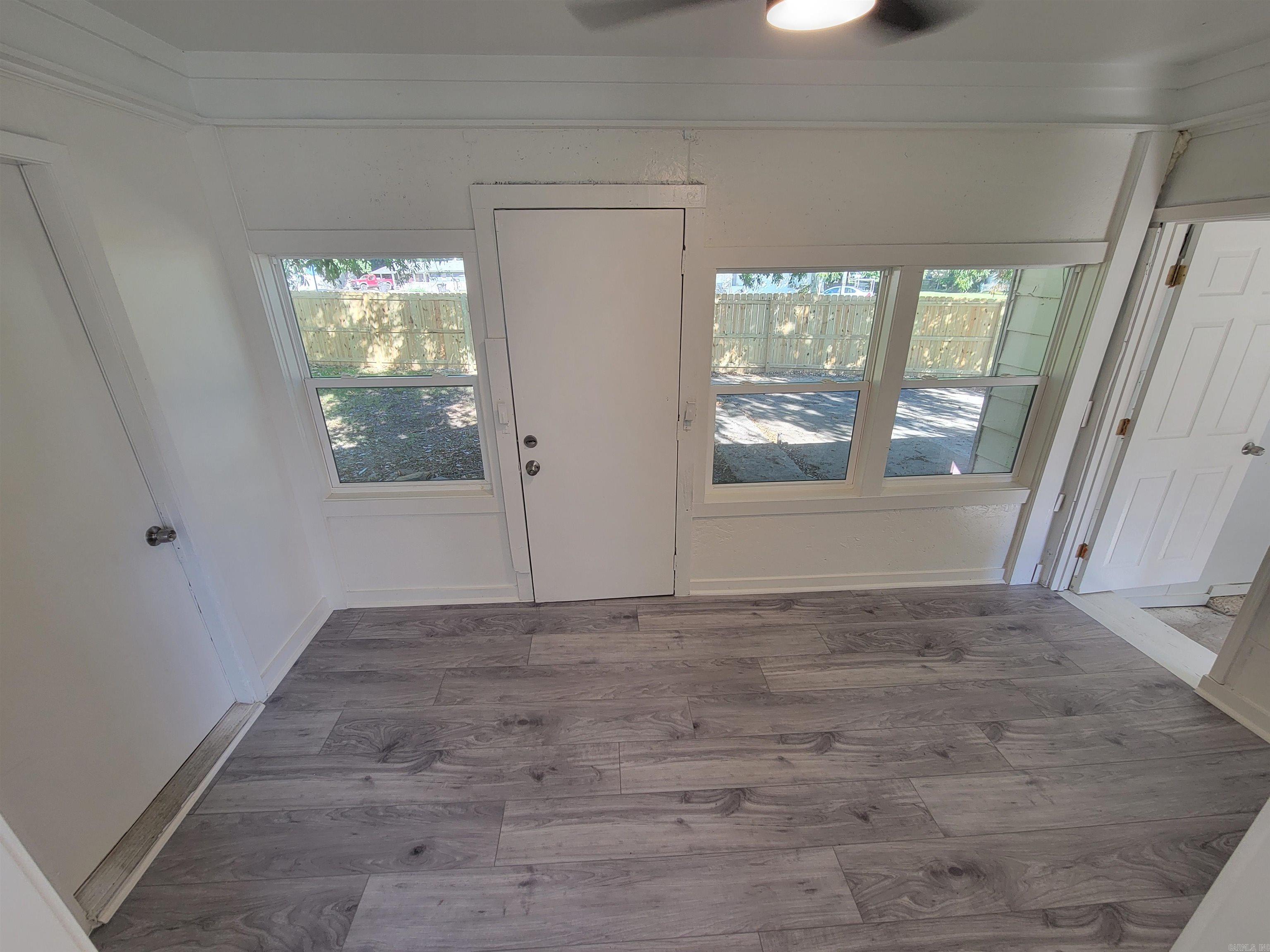 154 North  Jacksonville, AR