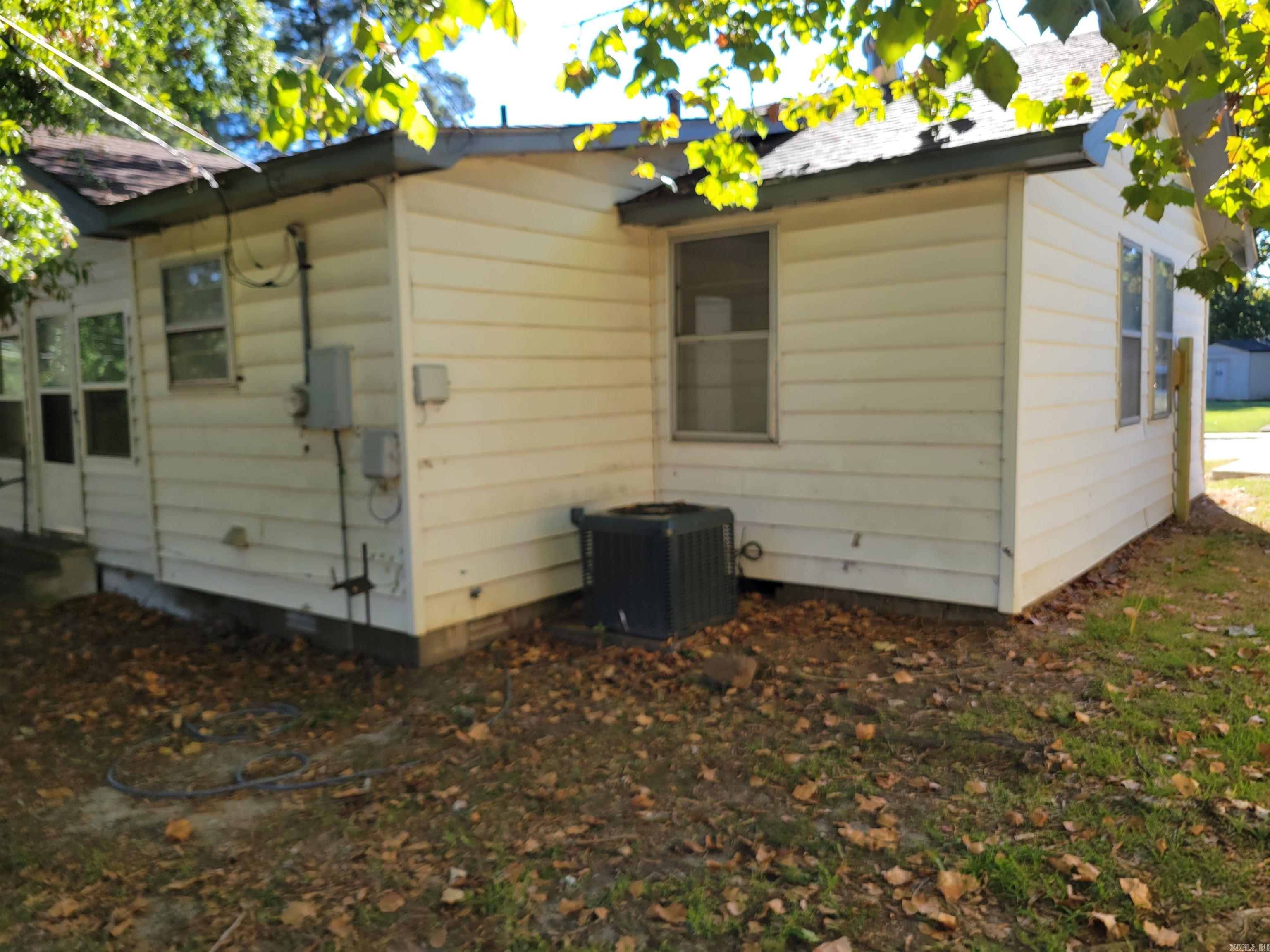 154 North  Jacksonville, AR