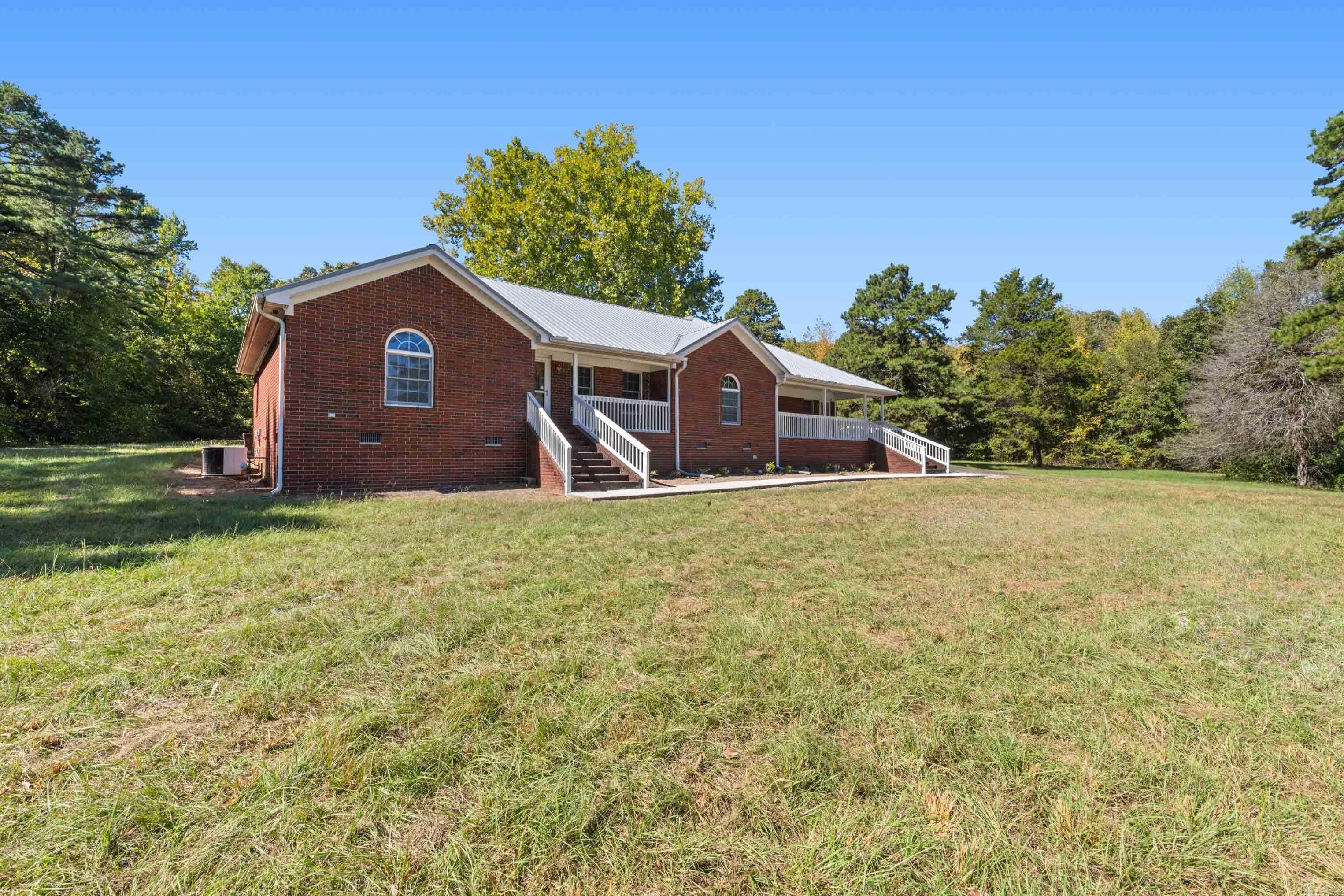 3585 Hwy 16  Pangburn, AR