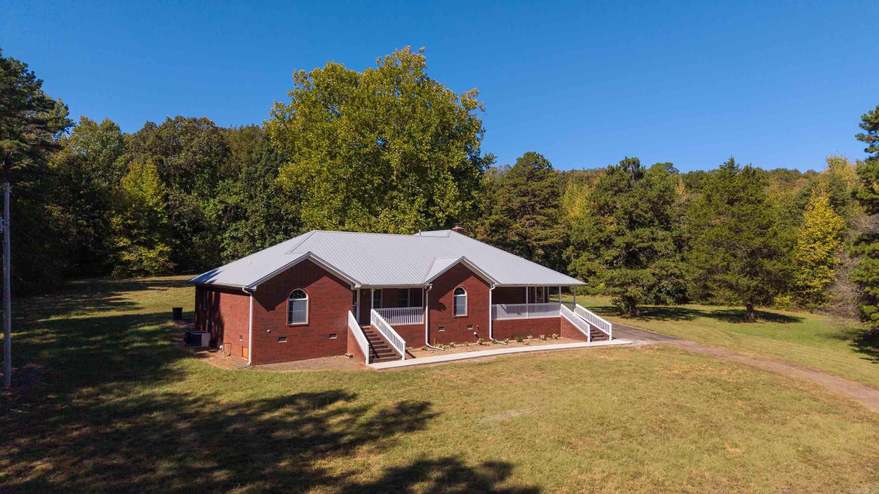 3585 Hwy 16  Pangburn, AR