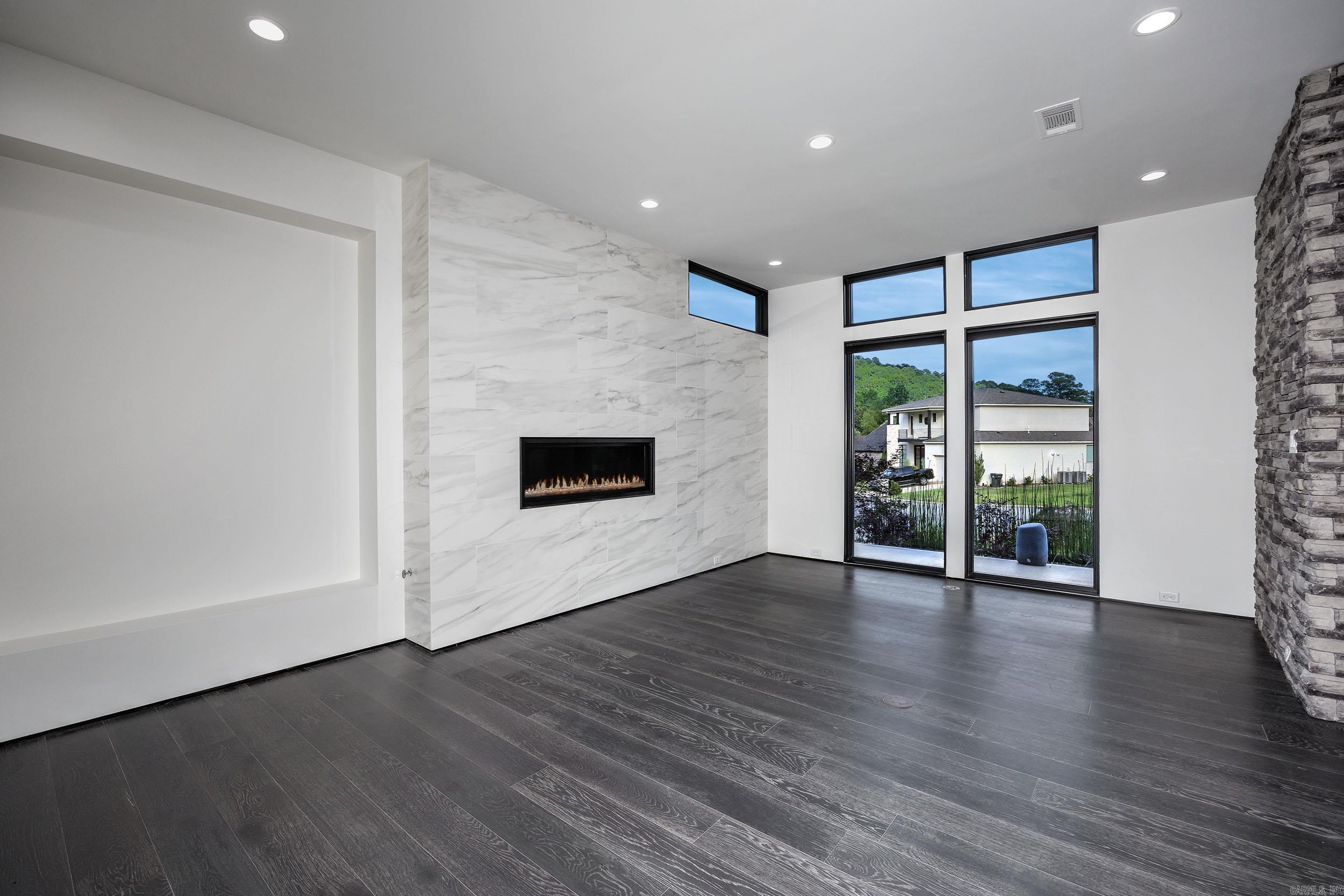 31 La Scala  Little Rock, AR