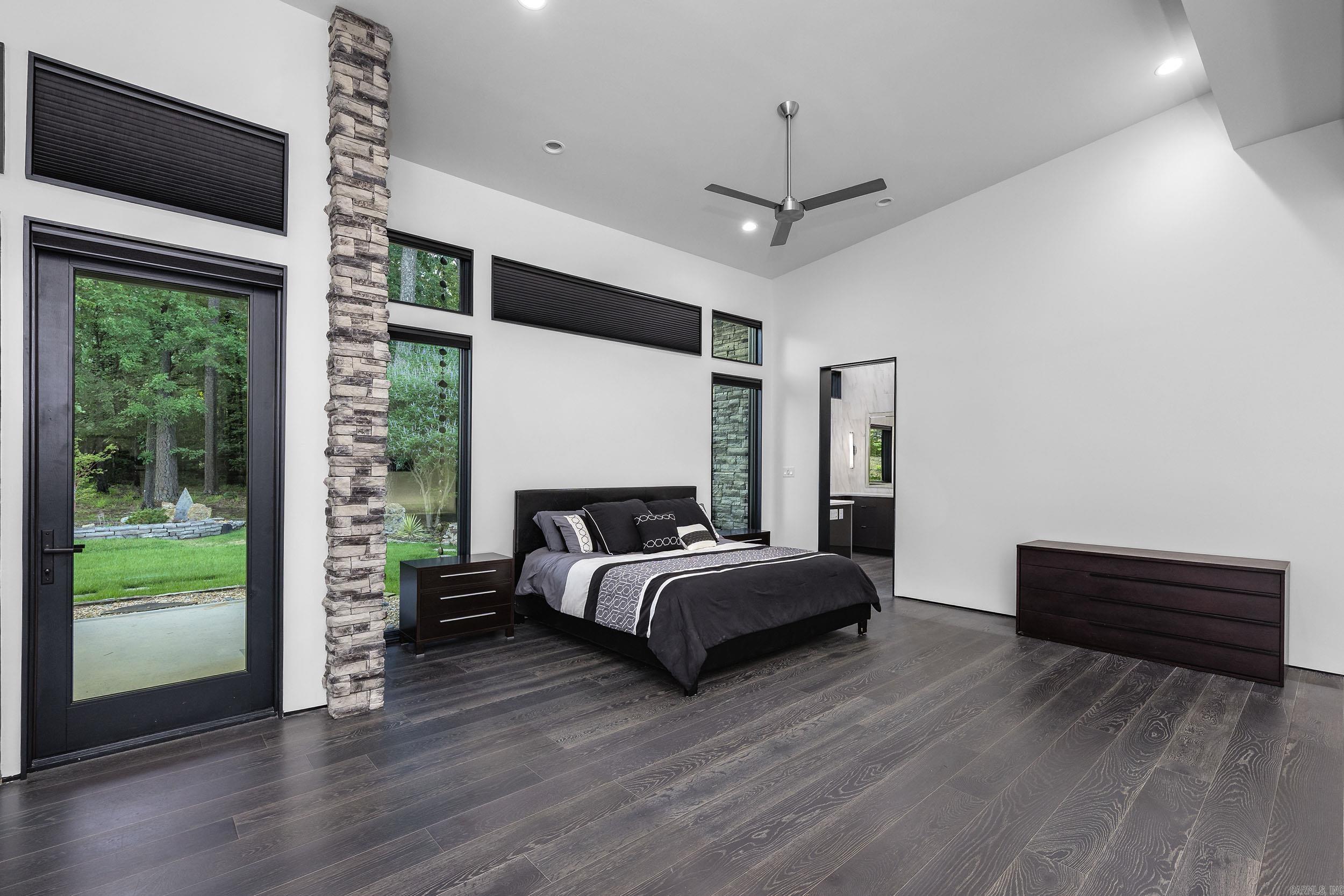 31 La Scala  Little Rock, AR