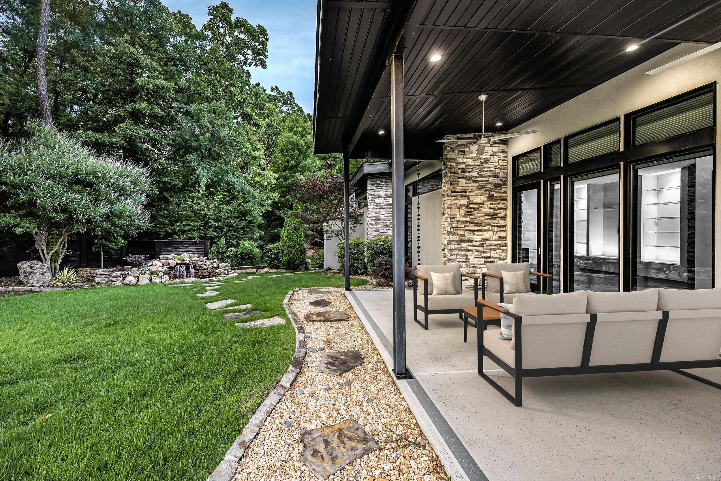 31 La Scala  Little Rock, AR