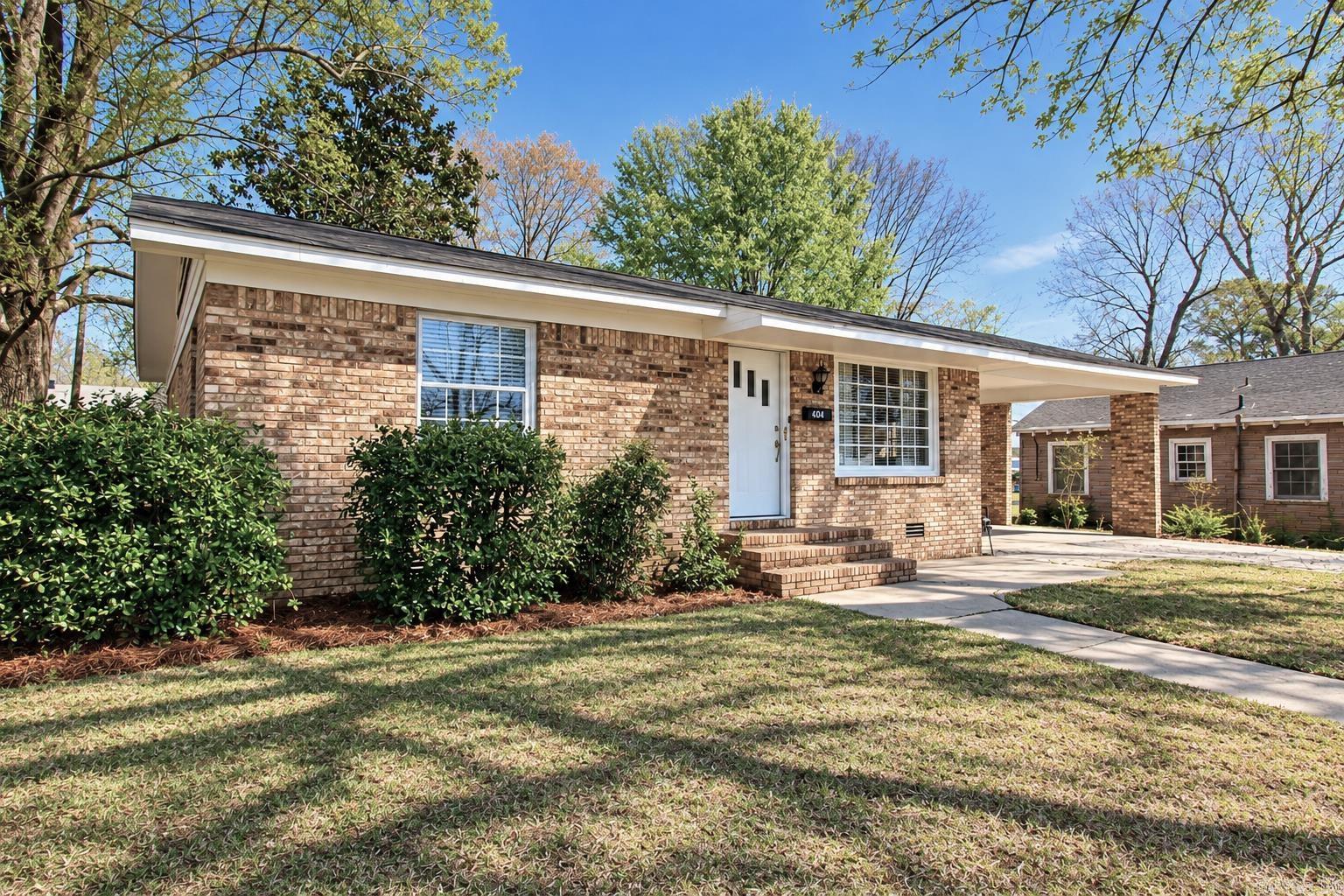 404 E Gum  Sheridan, AR