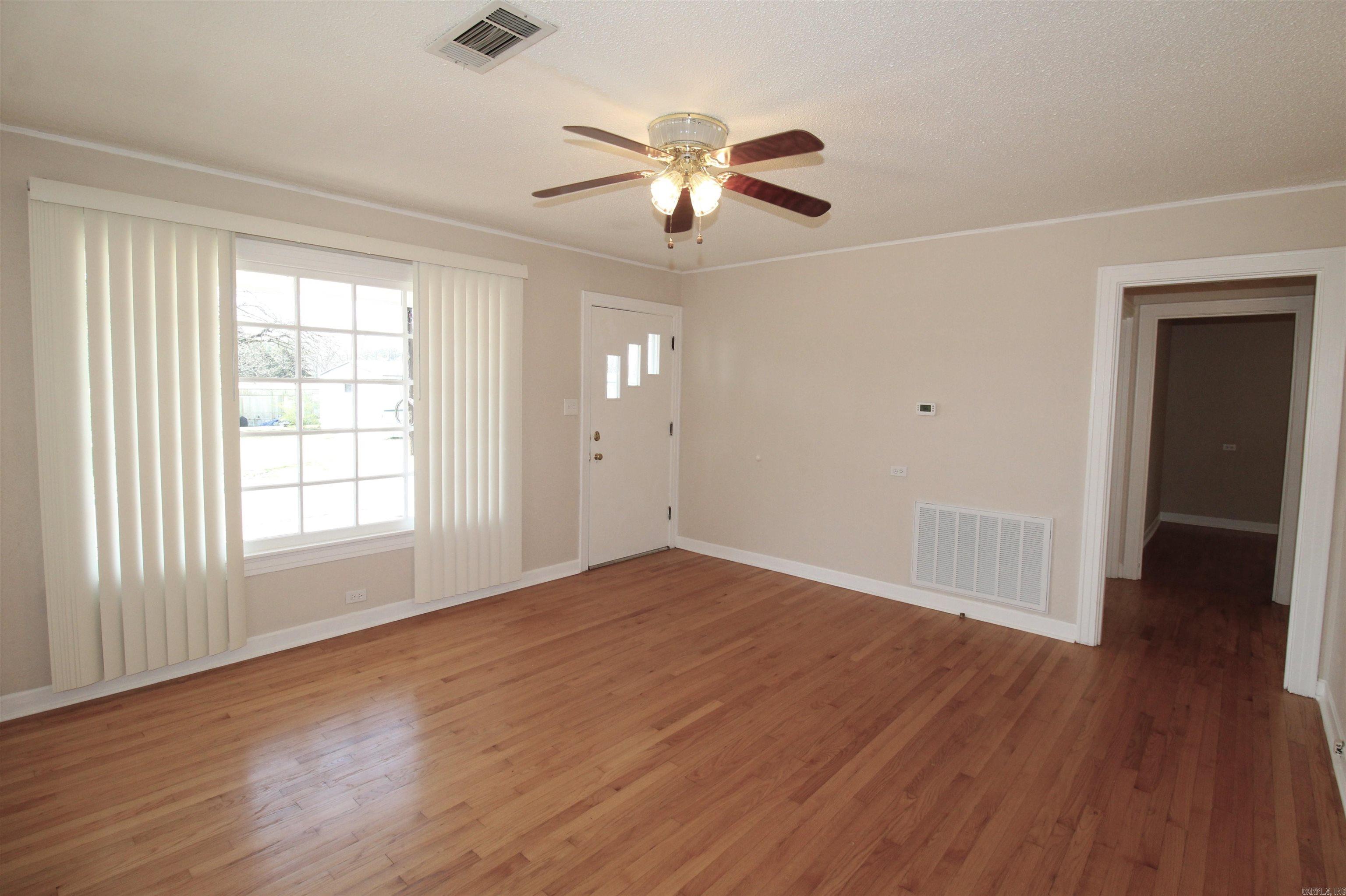 404 E Gum  Sheridan, AR